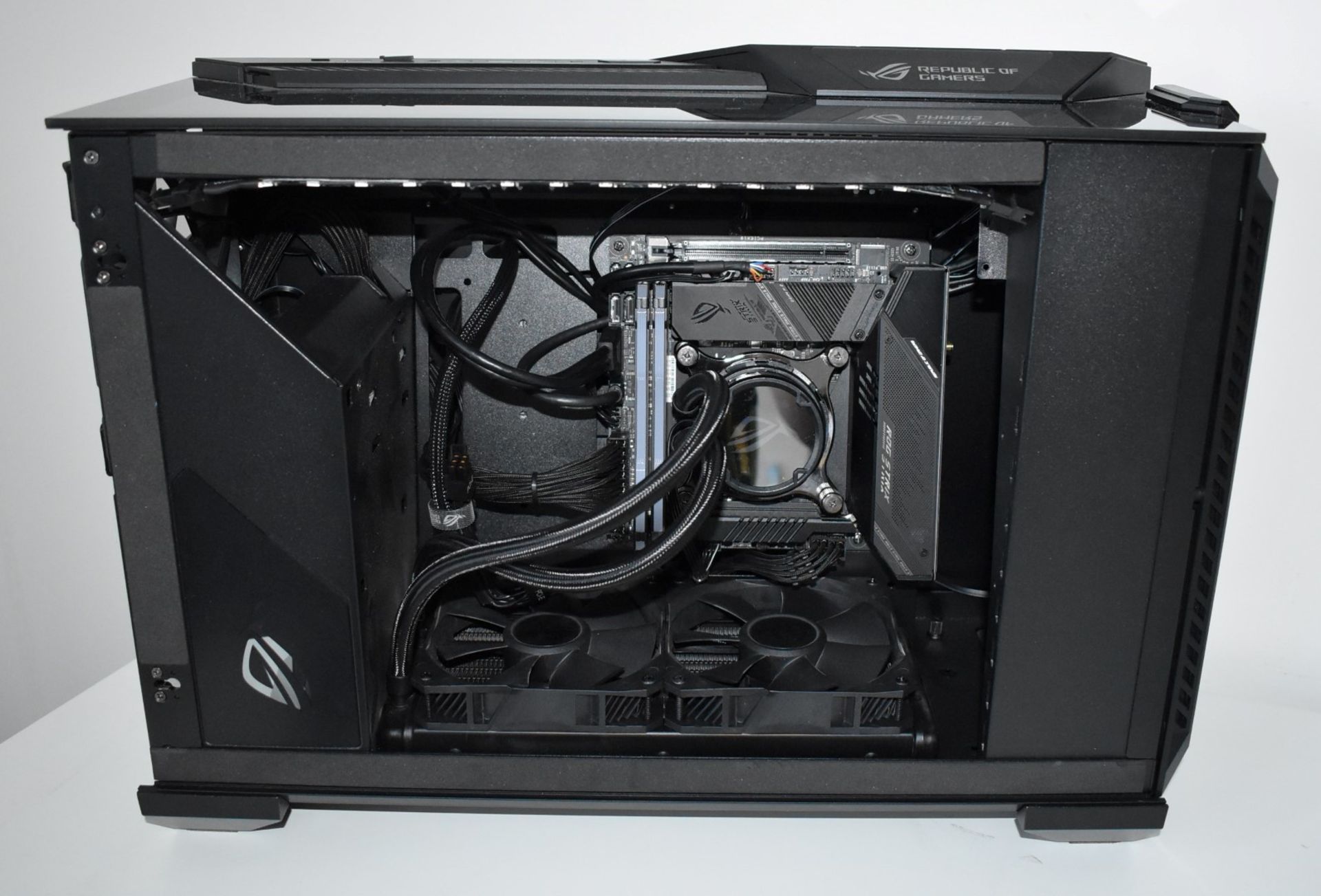 1 x Asus ROG Mini ITX Desktop PC Featuring an Intel i5-10400F 10th Gen Processor - Image 12 of 14