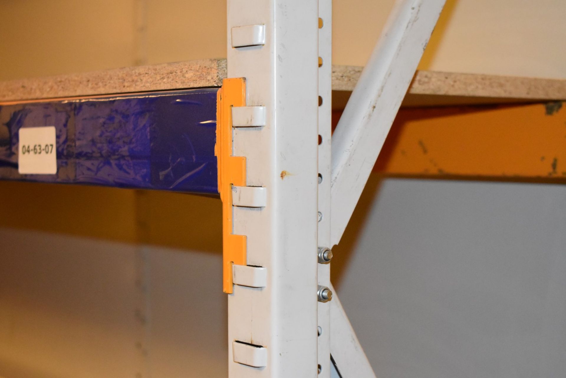 5 x Bays of Heavy Duty Storage Shelving - Includes 6 x Uprights, 31 x Crossbeams & Shelves - Image 5 of 7