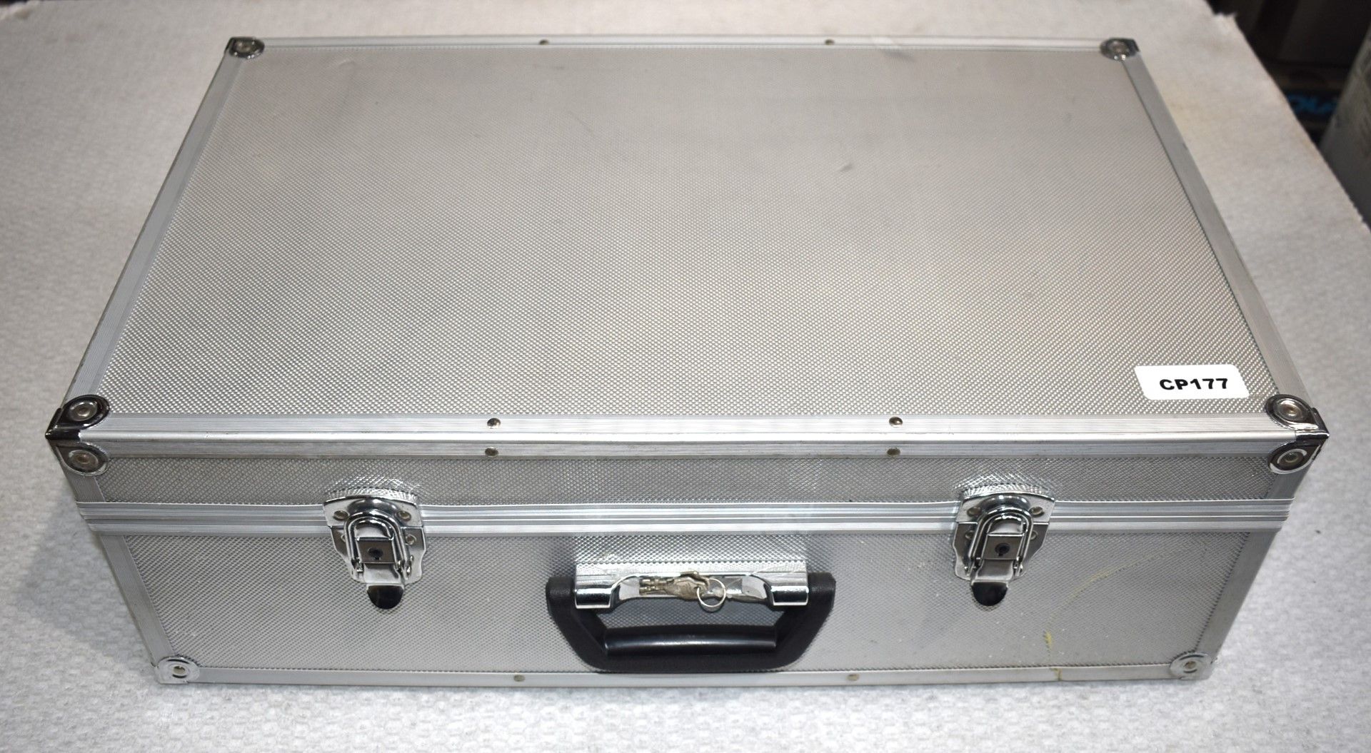 1 x Foam Padded Heavy Duty Transit Case - With Lock and Key - Size: 58 x 35 x 20 cms