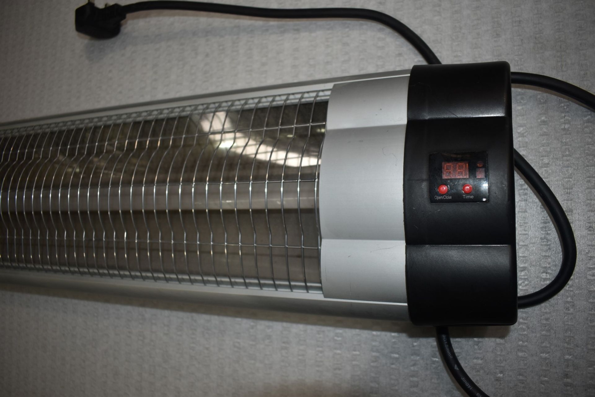 1 x Adexa Infrared Patio Heater - 3000w - Model PHW-3000R - Image 2 of 5