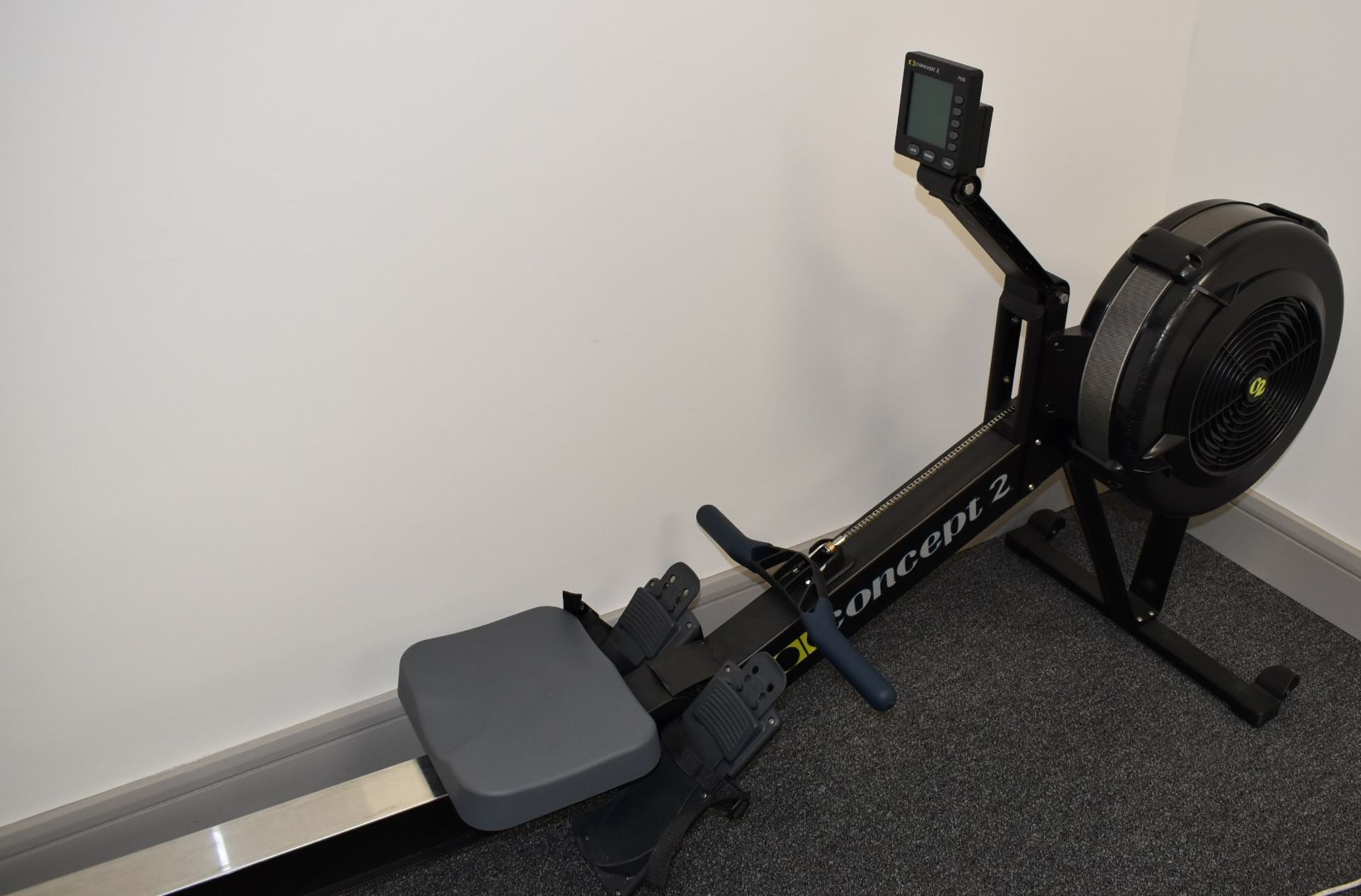 1 x Concept 2 RowErg Rowing Machine With PM5 Monitor - Image 4 of 8