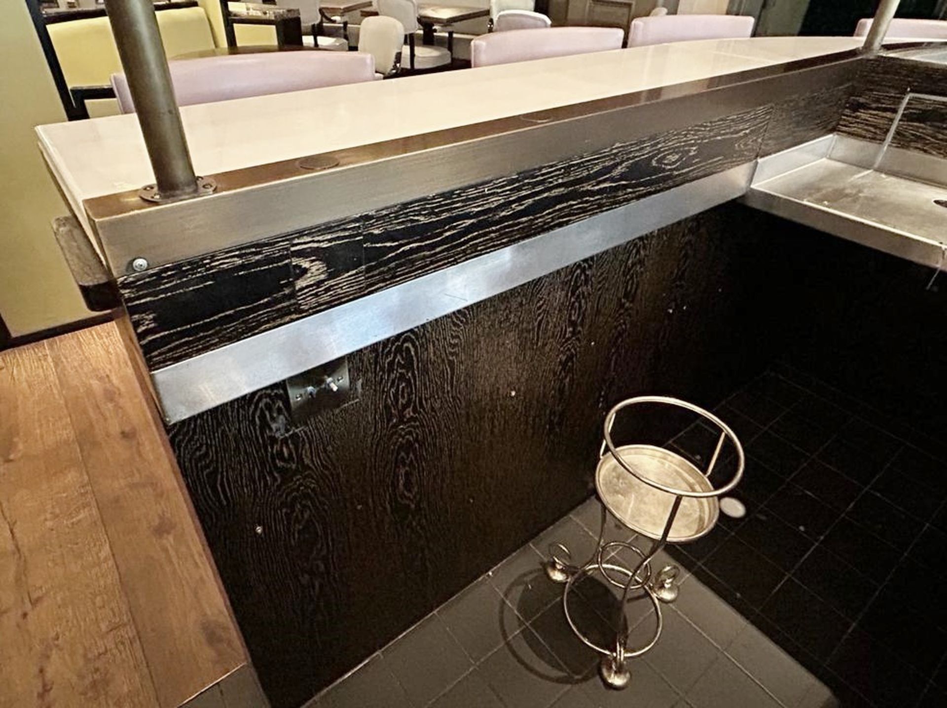 1 x Luxury Curved Restaurant 5.5-Metre Centrepiece Bar, Clad in Timber & Leather with 18 x Stools - Image 58 of 72