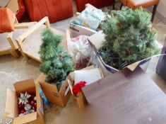 1 x Collection of Christmas Decorations