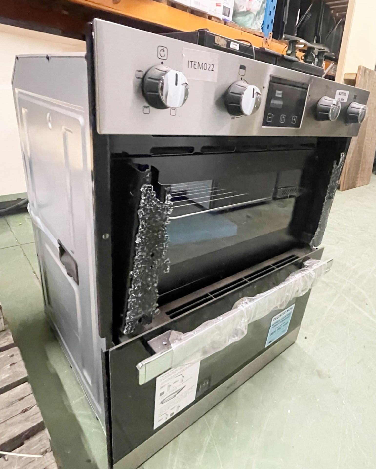 1 x Belling Integrated Oven - New and Unused With Damaged Glass Door - Image 7 of 7