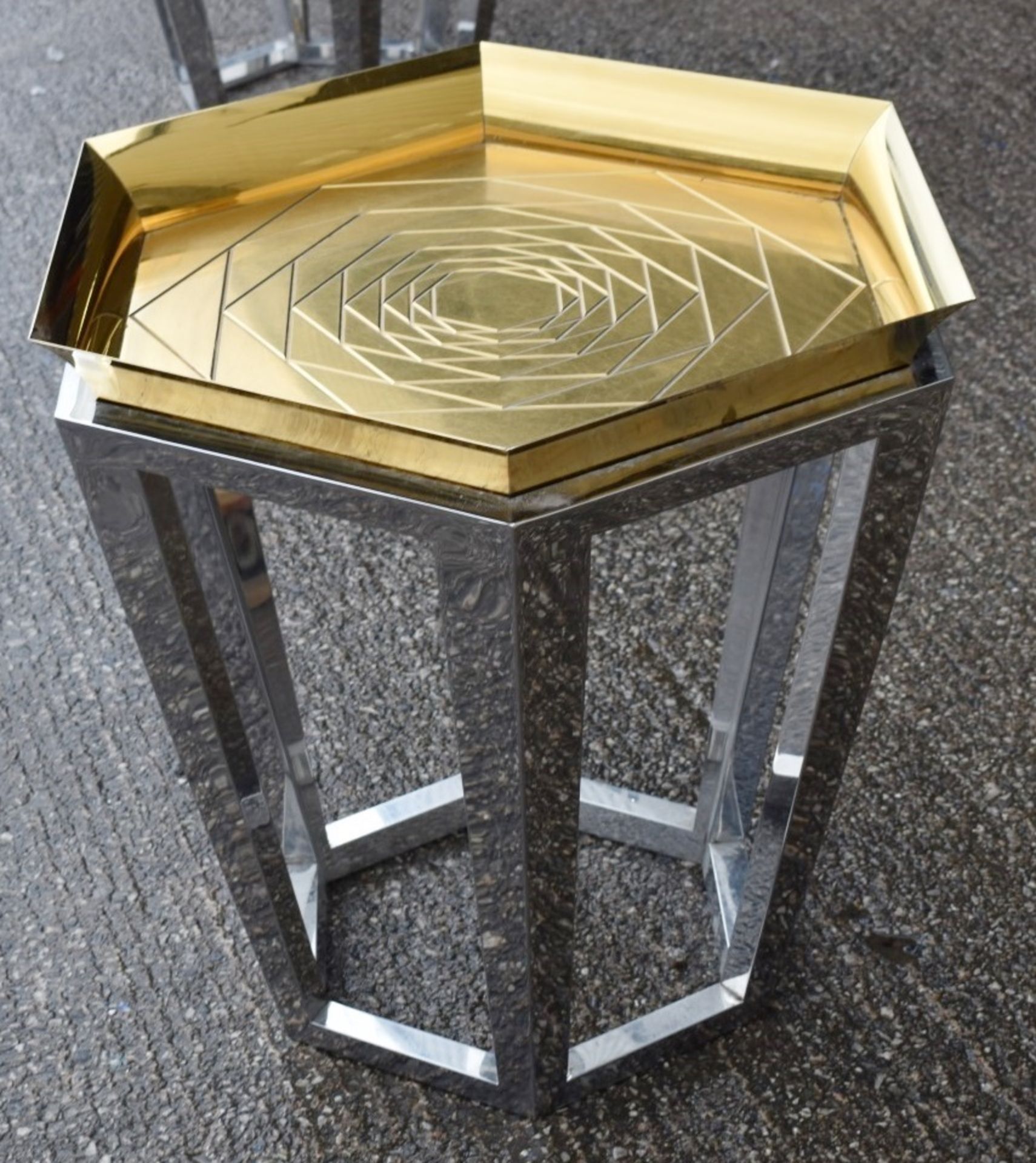 1 x Contemporary Designer Metal Table Featuring a Removable Tray Top with Geometric Rose Design, - Image 7 of 7