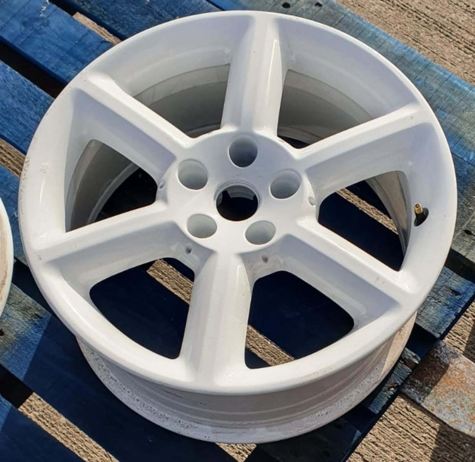 2 x Powder Coated 6-Spoke Car Wheel In White - Unused Boxed Stock - Image 3 of 5