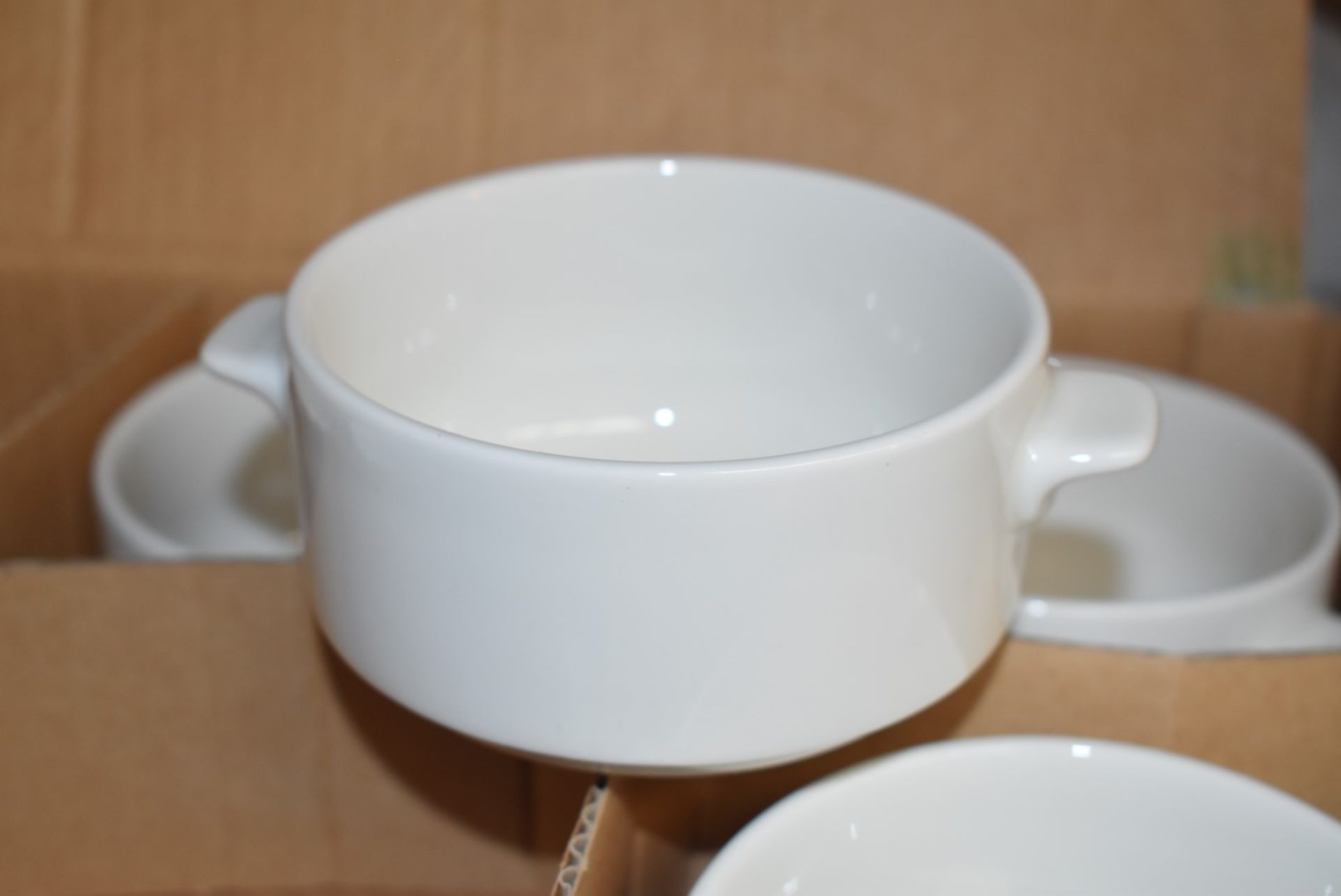 12 x RAK Porcelain Banquet 30cl Ivory Porcelain Lugged Soup Bowls With Handles - Type: BACS02 - - Image 3 of 6