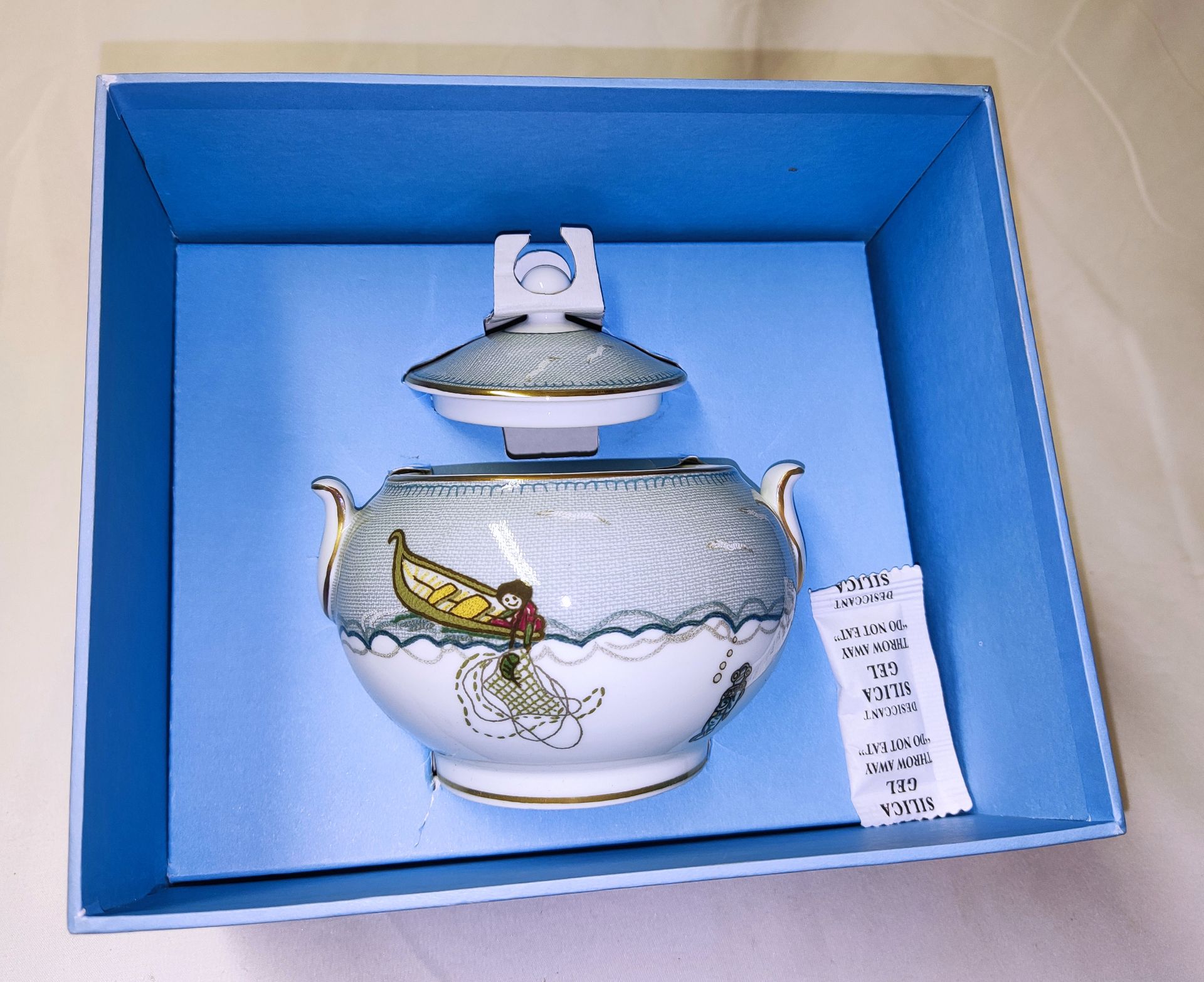 1 x WEDGWOOD Sailors Farewell Large Covered Fine Bone China Sugar Bowl - New/Boxed - RRP £105 - Ref: - Image 7 of 18