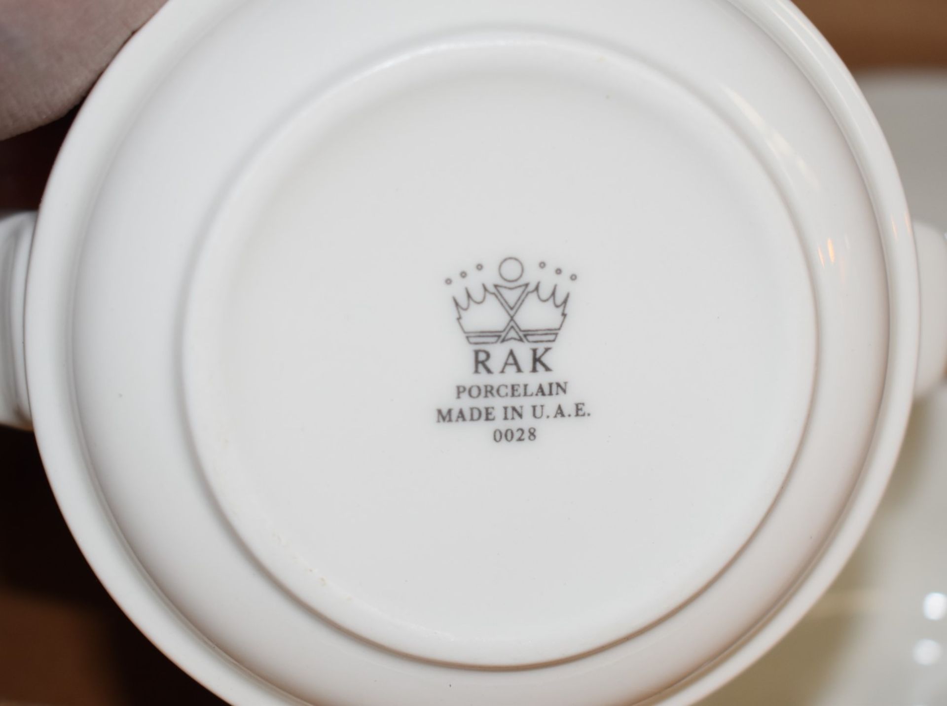 12 x RAK Porcelain Banquet 30cl Ivory Porcelain Lugged Soup Bowls With Handles - Type: BACS02 - - Image 5 of 6