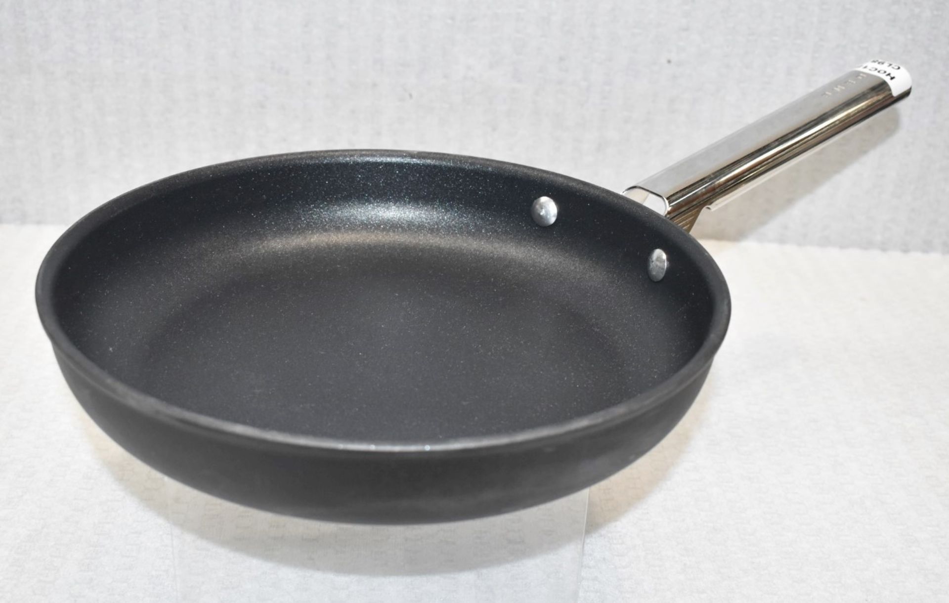 1 x SMEG Matte Premium Non-stick Frying Pan (28cm) - Original Price £99.95 - Image 2 of 5
