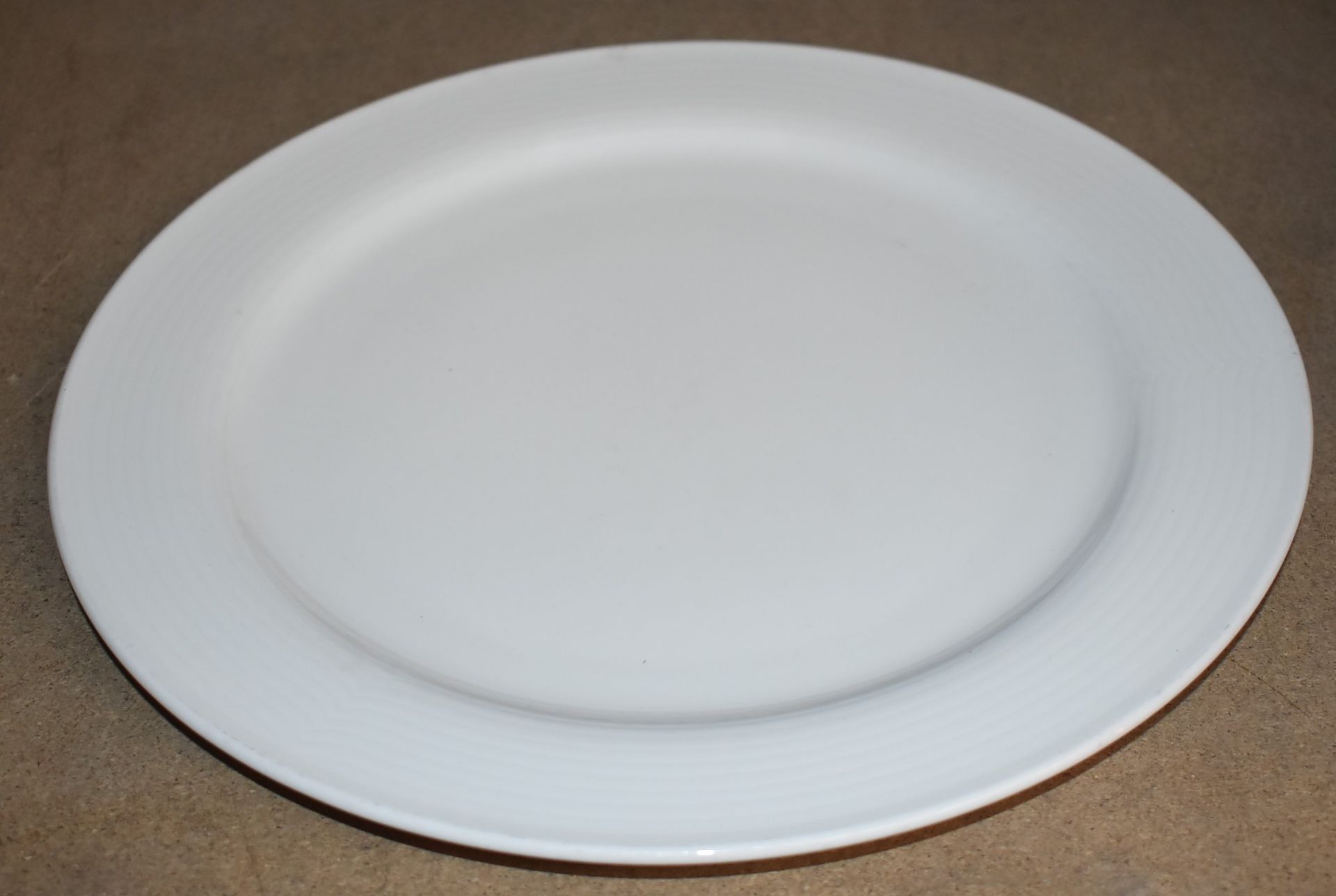 6 x Villeroy & Boch Contemporary Porcelain Flat Dinner Plates - 31.5 cms - CL011 - Ref: PX284 -