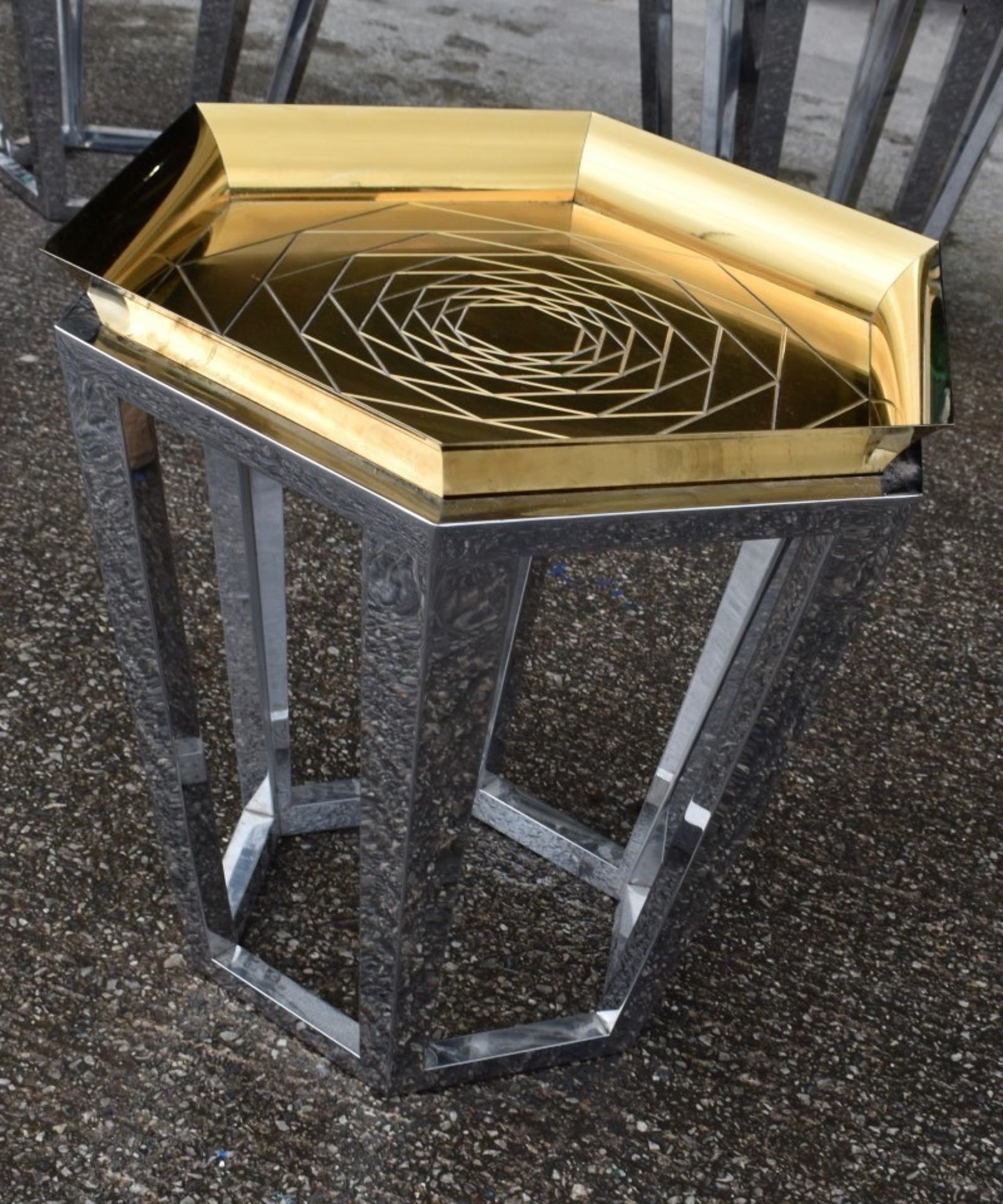 1 x Contemporary Designer Metal Table Featuring a Removable Tray Top with Geometric Rose Design, - Image 4 of 7