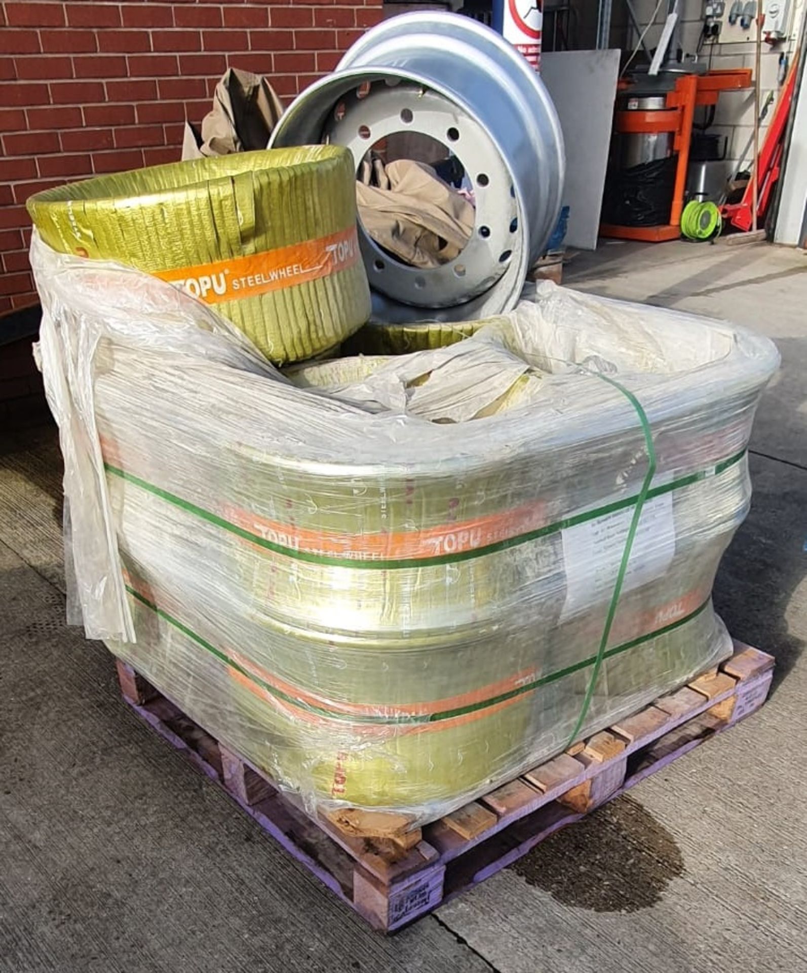 10 x TOPU Steel Truck Wheels - Unused Boxed Stock - Ref: HOC100 / WH2-SCT - CL987 - Location: - Image 2 of 3