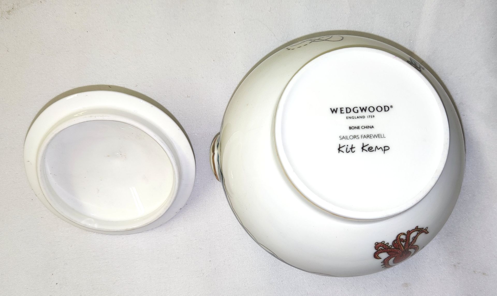 1 x WEDGWOOD Sailors Farewell Large Covered Fine Bone China Sugar Bowl - New/Boxed - RRP £105 - Ref: - Image 3 of 18