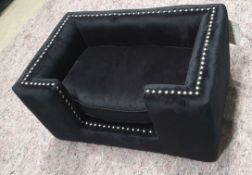 1 x HOUSE OF SPARKLES 'The Ellis' Luxury Dog Bed Upholstered In Black Velvet - Boxed Stock - CL457 -
