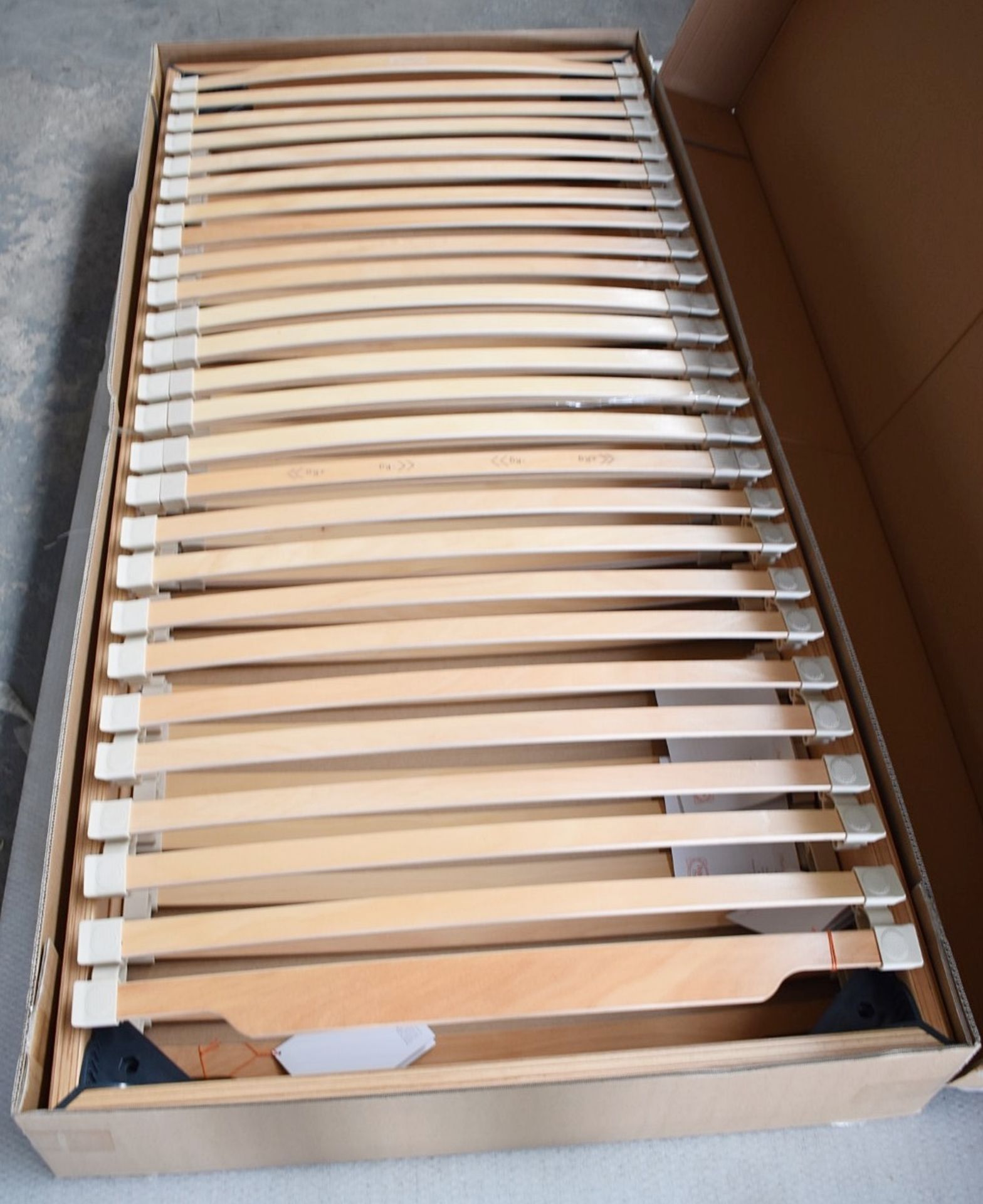 1 x POLTRONA FRAU 'Vespero' Luxury Super Kingsize Bed Base Slats - Boxed Stock - RRP £956.00 - Image 3 of 6