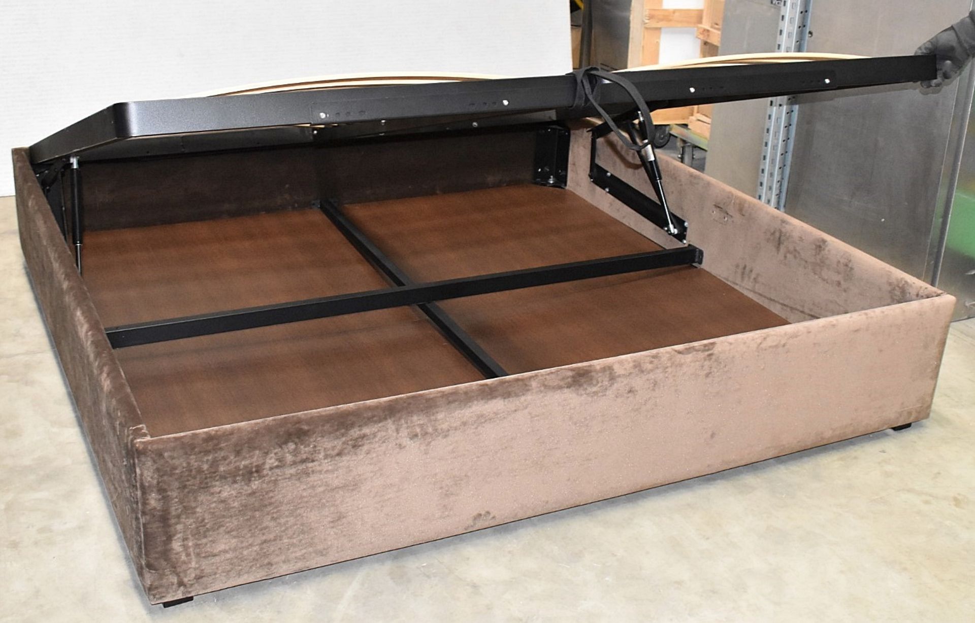 1 x COLUNEX Smart Storage Divan Bed Base (200cm x 200cm) - Original Price £3,975 - Image 3 of 12