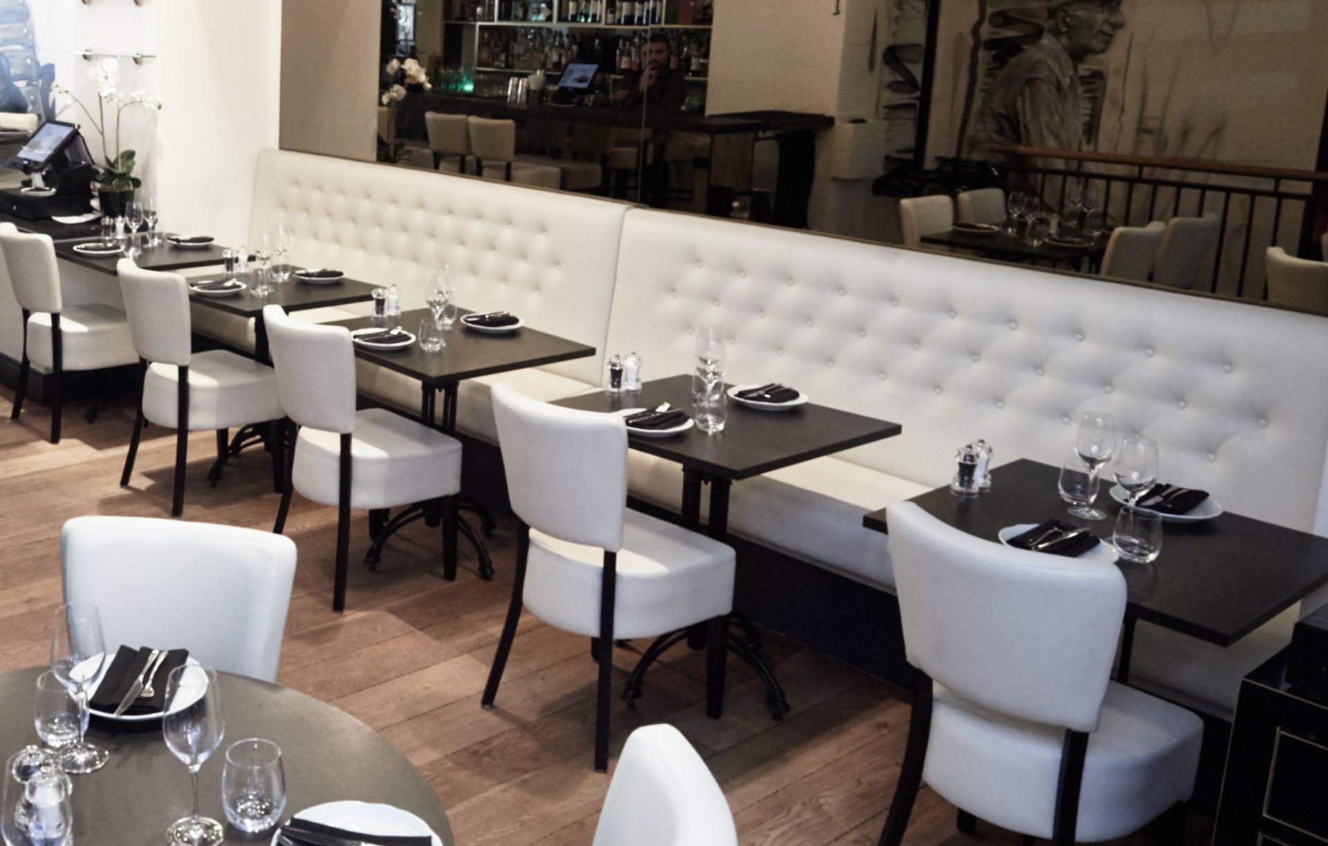 1 x Banquetting Seating Bench Upholstered in Beige Studded Back Leather Upholstery