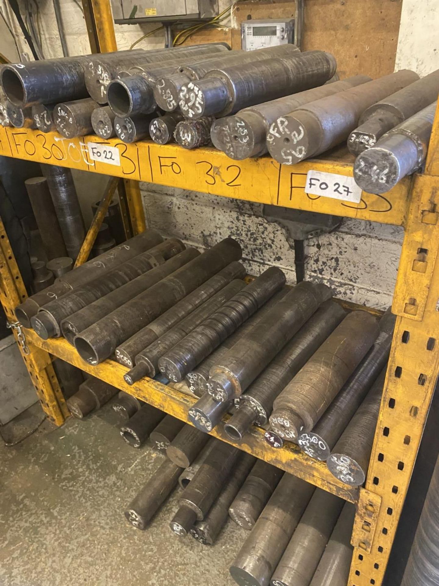 Approx 50 x Rollers For Forming Springs - Includes Storage Rack as Pictured - Image 2 of 3