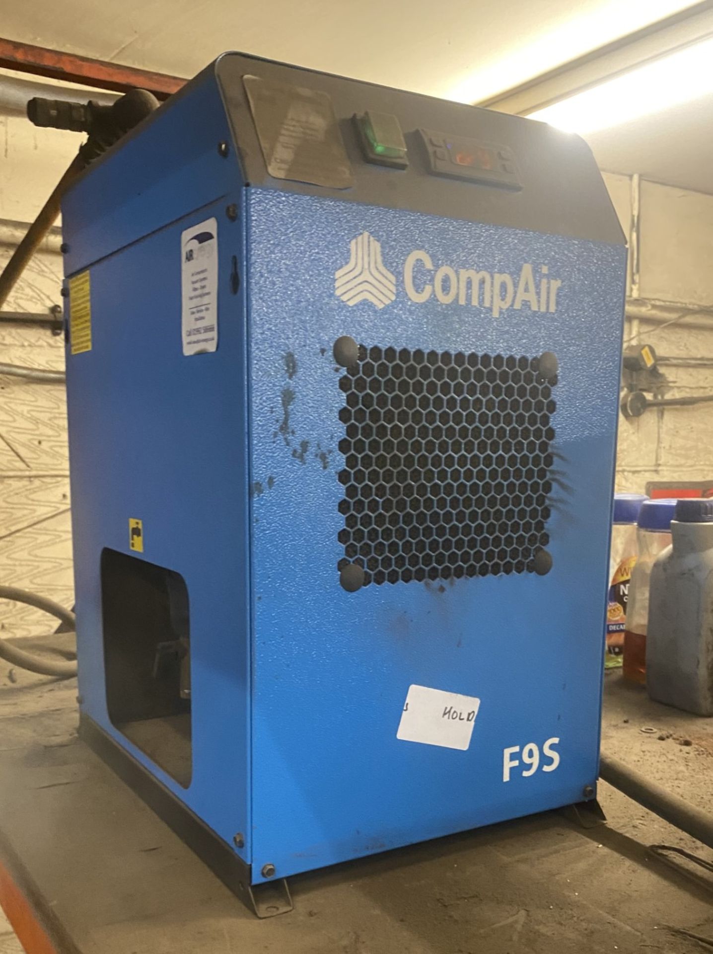 1 x Hydrovane Industrial Air Compressor With a Compair F9S Refrigerant Dryer - Image 4 of 4