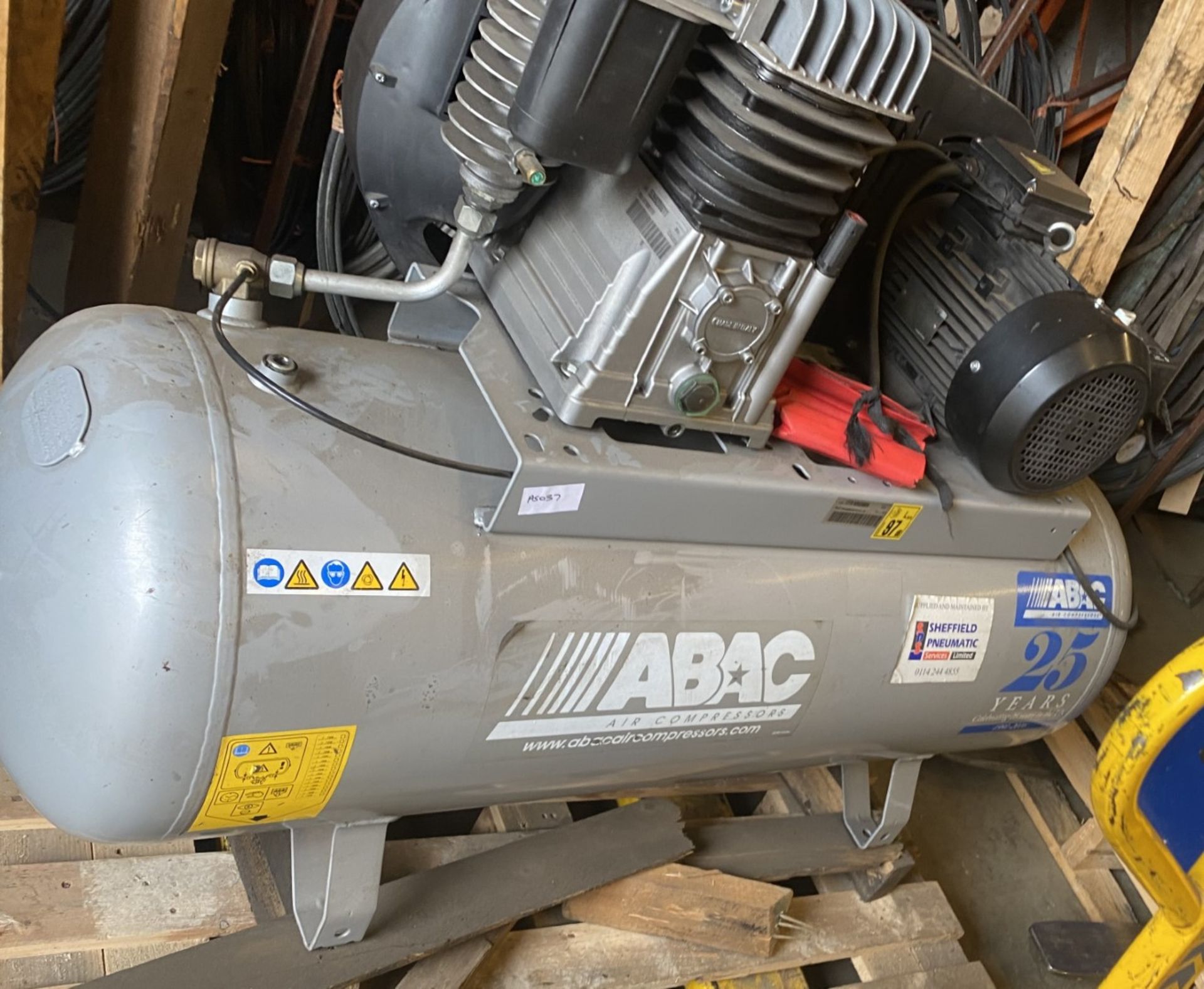 1 x ABAC Industrial Heavy Duty Air Compressor