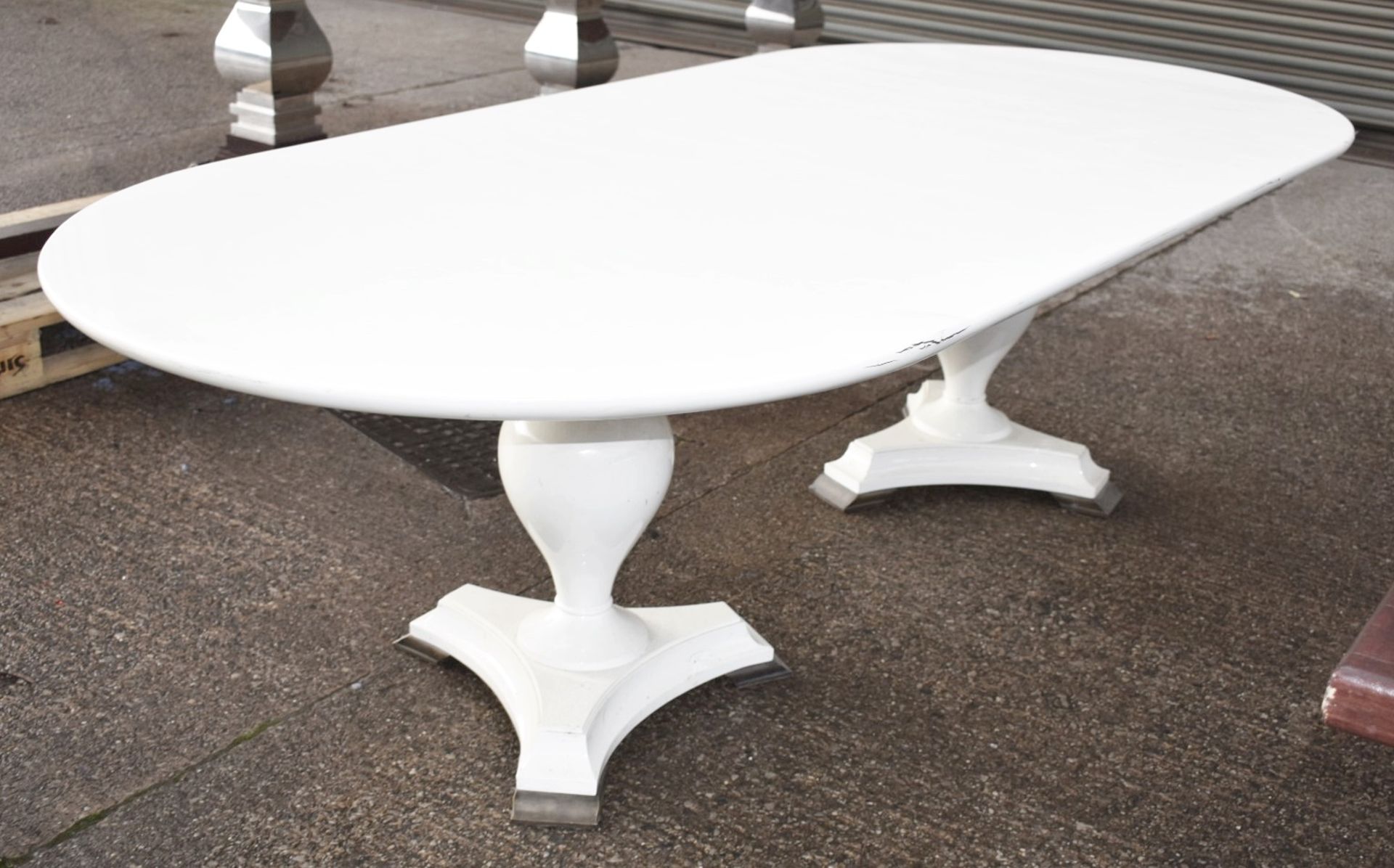 1 x Commercial 2.6-Metre Banquet Dining Table In White - Image 2 of 7