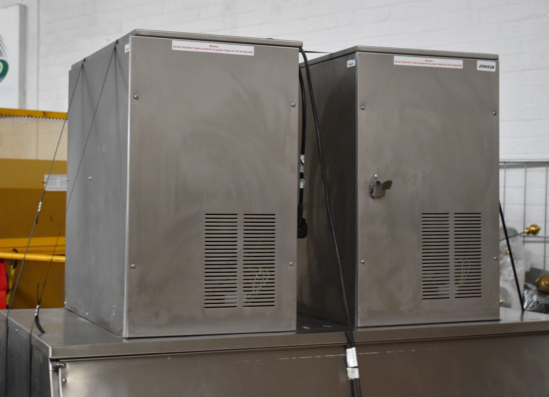 1 x Commercial Ice Maker With a Follett 431kg Ice Hopper and Two Ice Cool ICS700 Ice Making Heads - Image 9 of 15
