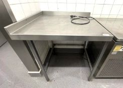 1 x Stainless Steel Corner Prep Table - Dimensions: H89 x W83 x D76 cms - Ref: PAV151