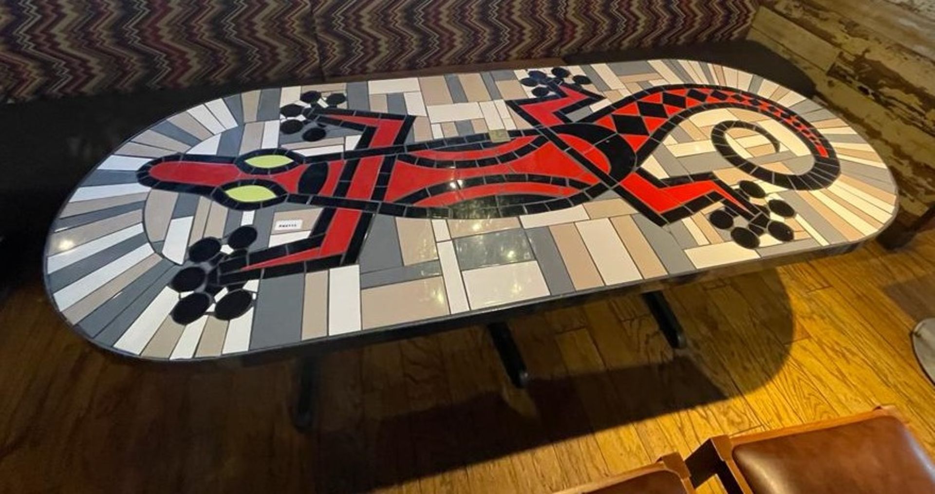 1 x Bespoke Gecko Lizard Mosaic Dining Table With Cast Iron Bases - Ref: PAV113 - Height H74 x - Image 5 of 5
