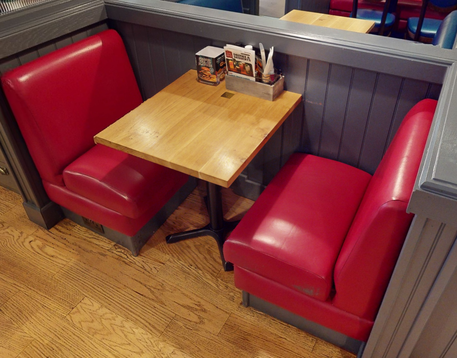 1 x Collection of Restaurant Seating Benches - Single Seat Benches in Red Faux Leather - Image 2 of 2