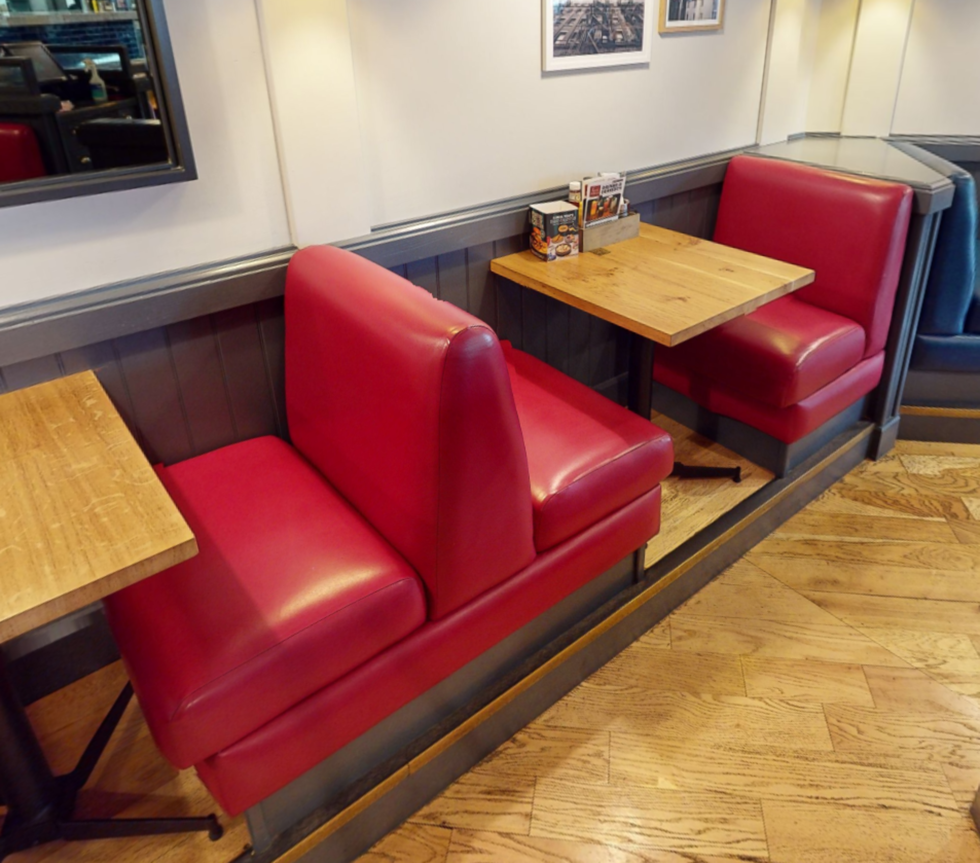 1 x Collection of Restaurant Seating Benches - Single Seat Benches in Red Faux Leather - Image 4 of 5