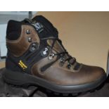 1 x Pair of Mens VIBRAM Walking Boots - Outdoor Pro Spo-Tex Trekking Boots With Support System -
