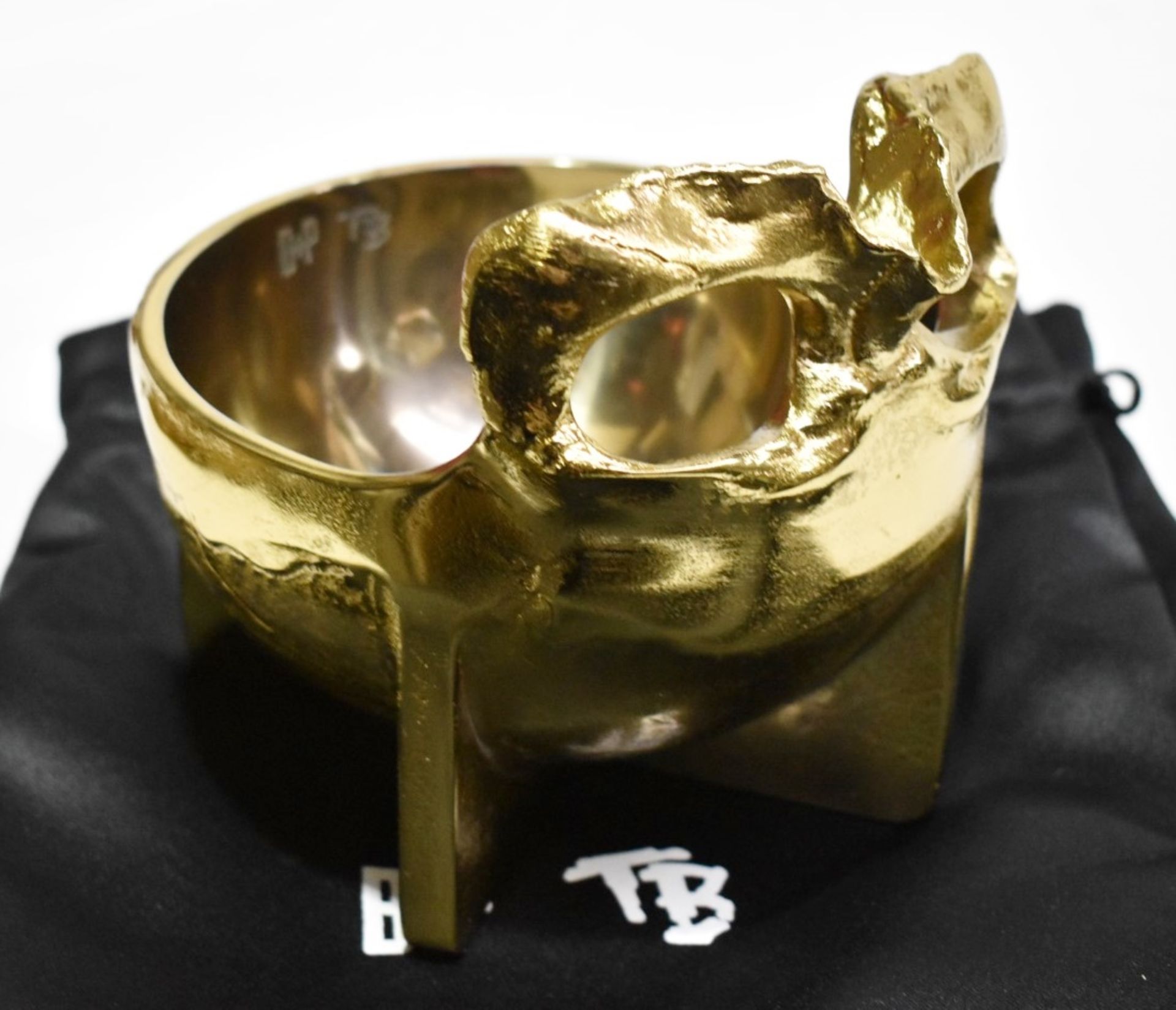 1 x BUSTER+PUNCH x TRAVIS BAKER (Blink-182) Designer Brass Skull Bowl, 18cm - Original Price £189.00 - Image 3 of 13