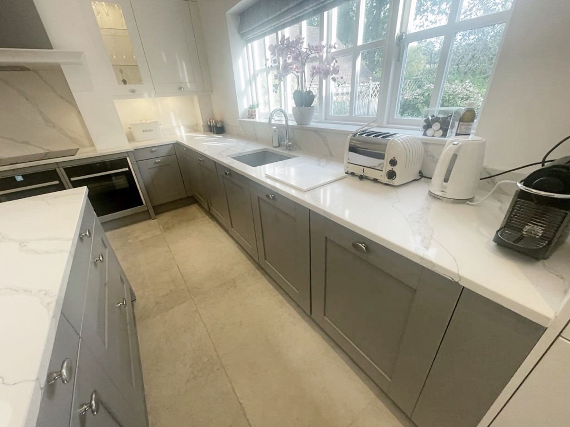 1 x SIEMATIC Bespoke Shaker-style Fitted Kitchen, Utility Room, Appliances & Modern Quartz Surfaces - Image 63 of 99