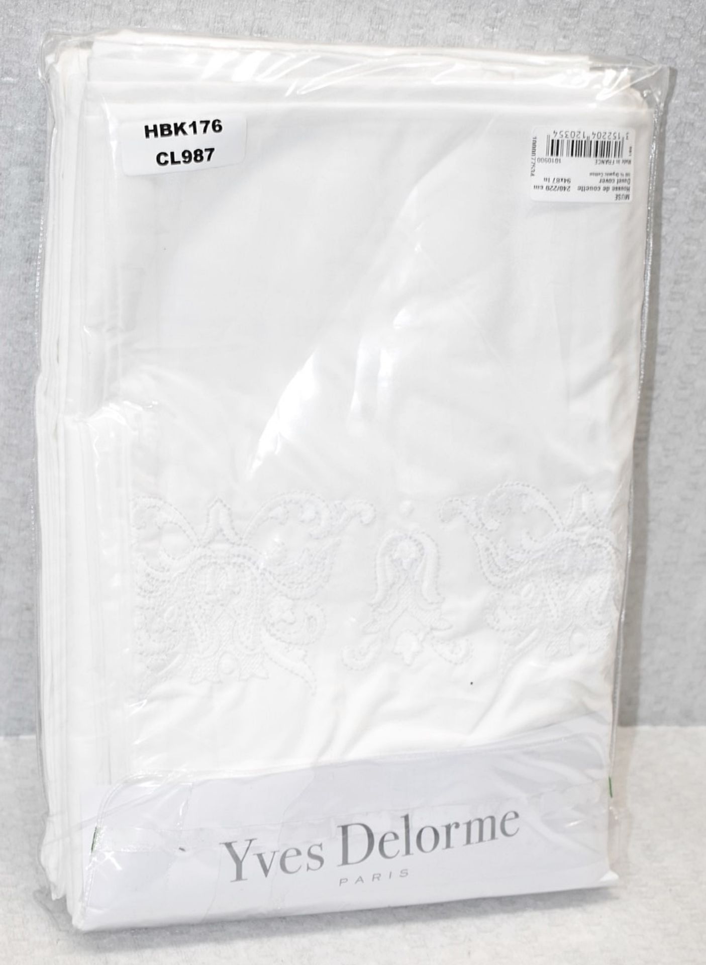 1 x YVES DELORME 'Muse' Luxury King Duvet Cover (240cm x 220cm) - Original Price £449.00 - Image 2 of 7