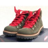 1 x Pair of Designer Olang Women's Winter Boots - Merano.Win.BTX 834 Muschio - Euro Size 40 - New