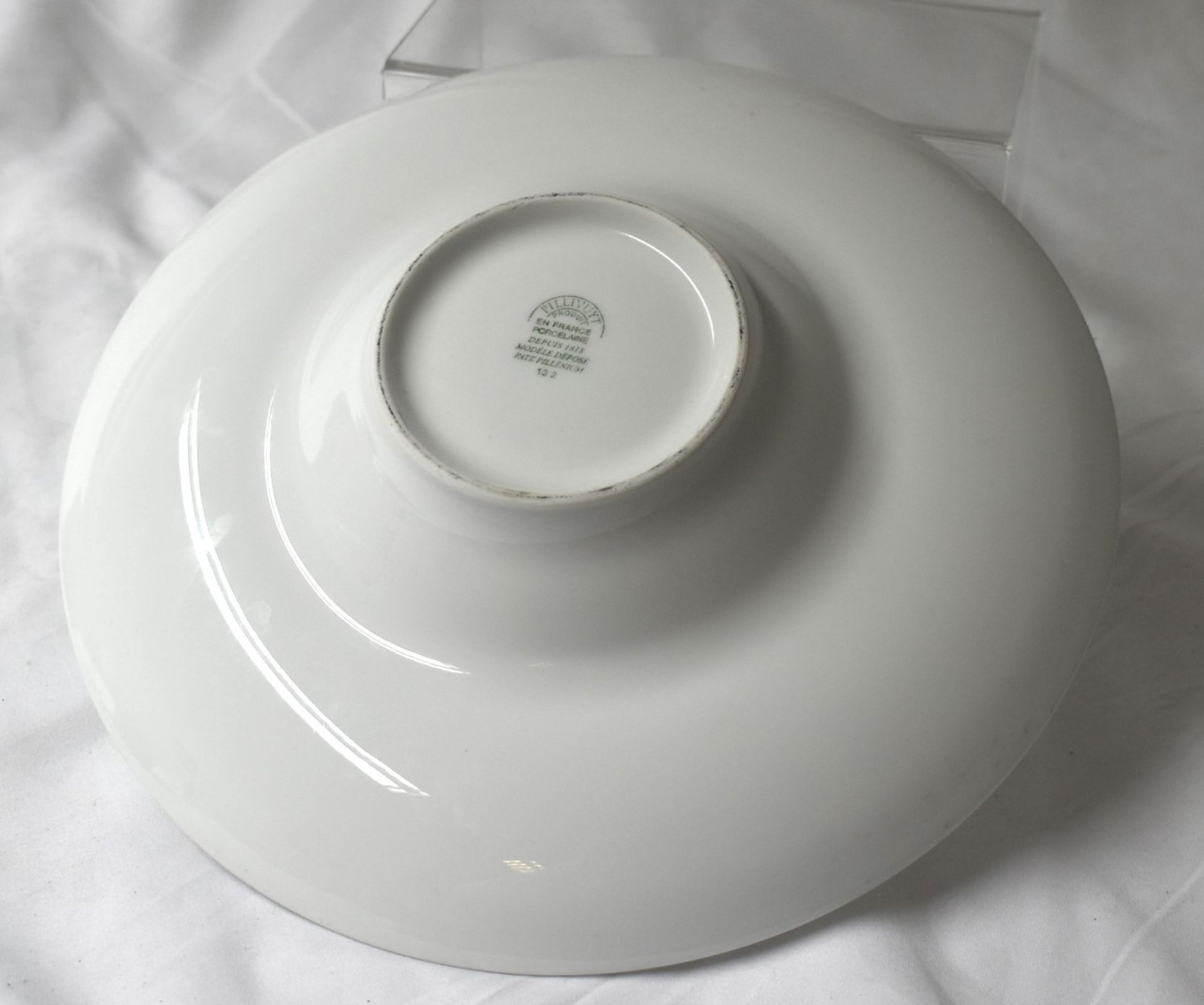 6 x Pillivuyt French Porcelain Wide Rim Dinner Bowls - 26cm Diameter - CL011 - Ref: PX279 - - Image 5 of 5