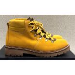 1 x Pair of Designer Olang Women's Winter Boots - Merano.Win.BTX 822 Giallo - Euro Size 41 - New