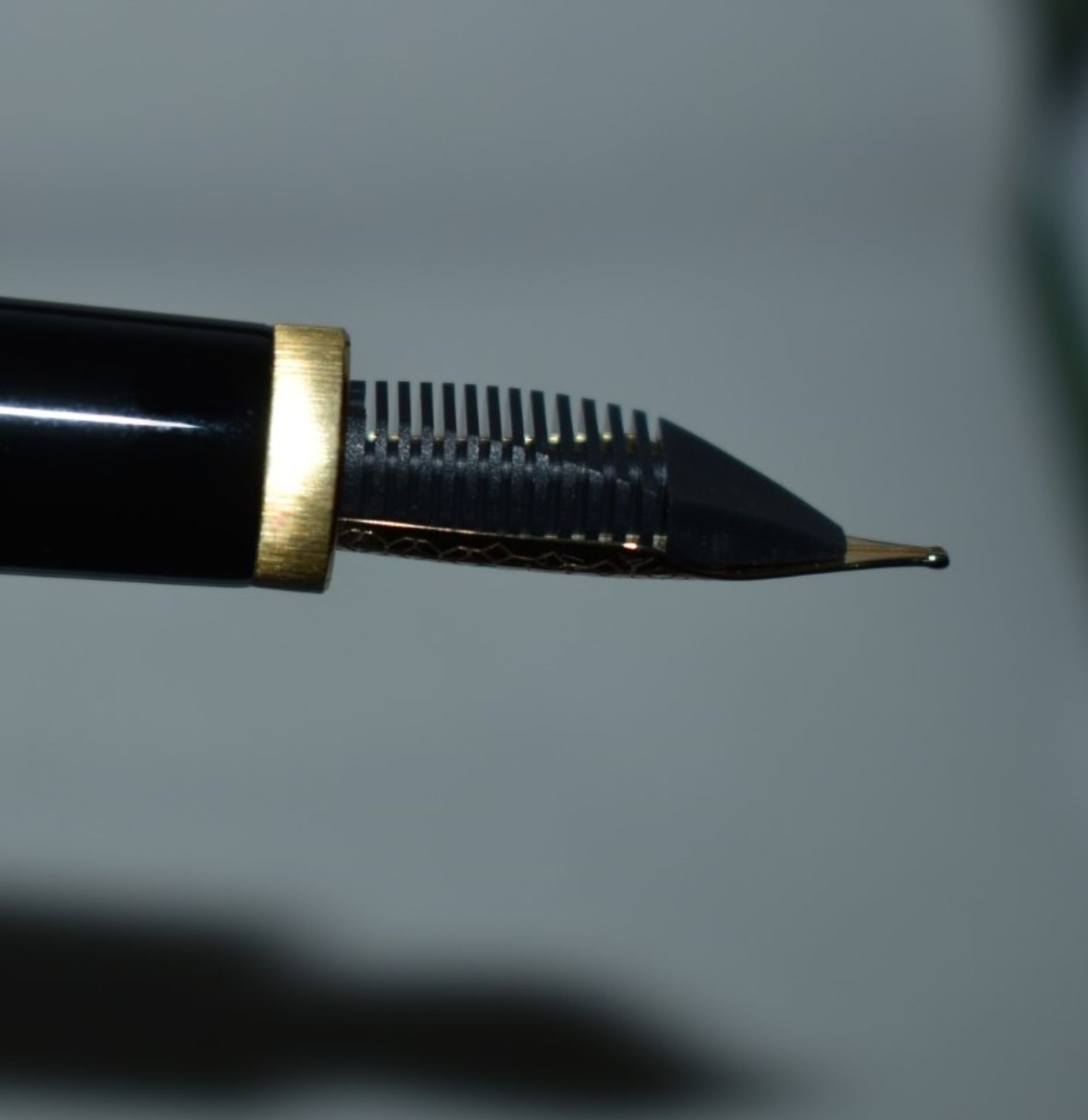 1 x MONTEGRAPPA 'Zero' Luxury Fountain Pen in Black With Presentation Case - Boxed Stock - Image 9 of 16