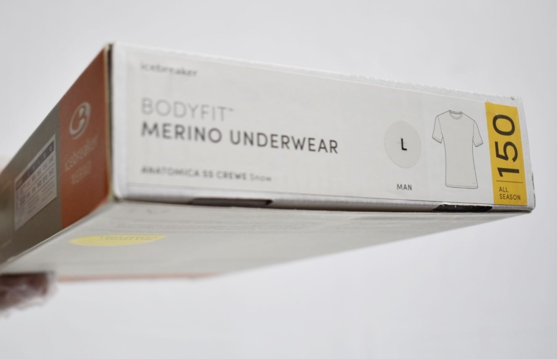 1 x Merino Wool-Blend Anatomica Base Layer T-Shirt in White, Large - Original Price £60.00 - Image 2 of 5