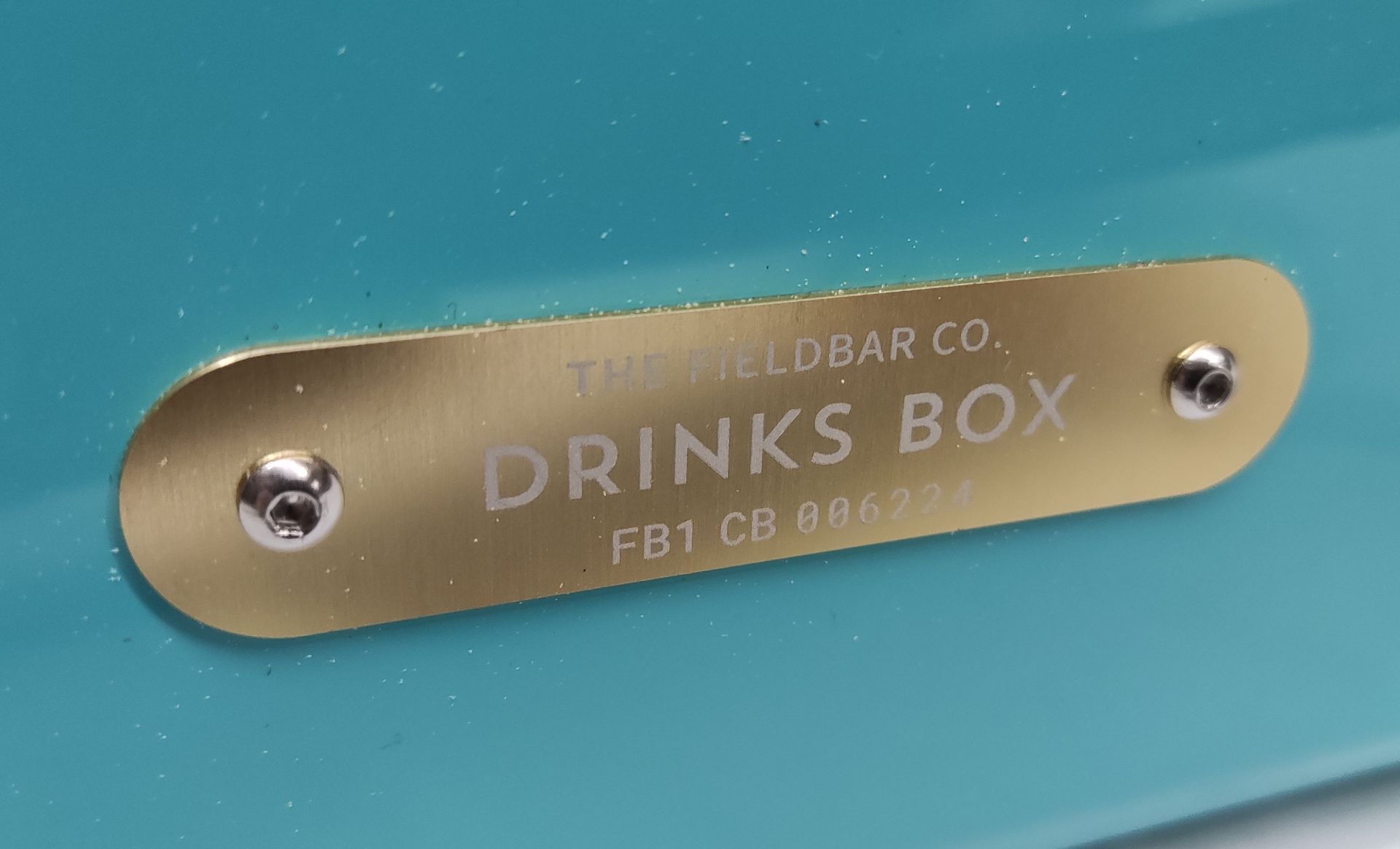 1 x FIELDBAR Fieldbar Drinks Box Cooler With Interchangeable Straps (10L) - Bazaruto Blue - Original - Image 13 of 14