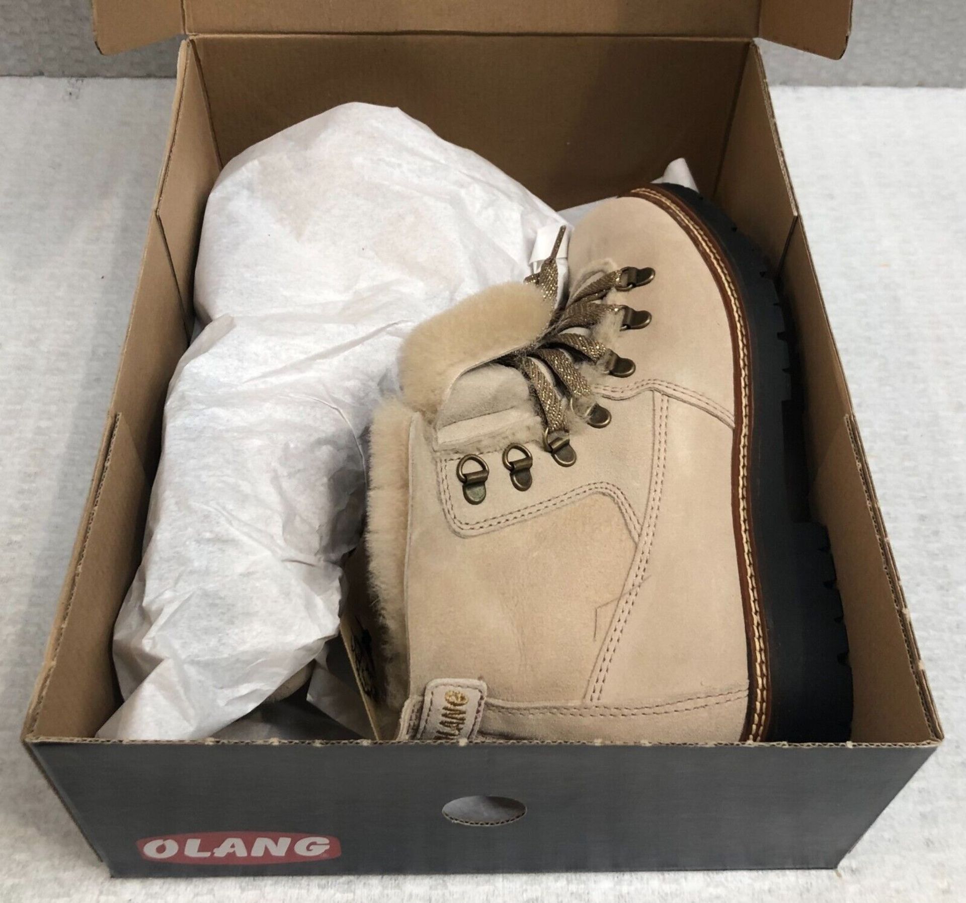 1 x Pair of Designer Olang Women's Winter Boots - Aurora.Lux 88 Beige - Euro Size 38 - New Boxed - Image 3 of 7