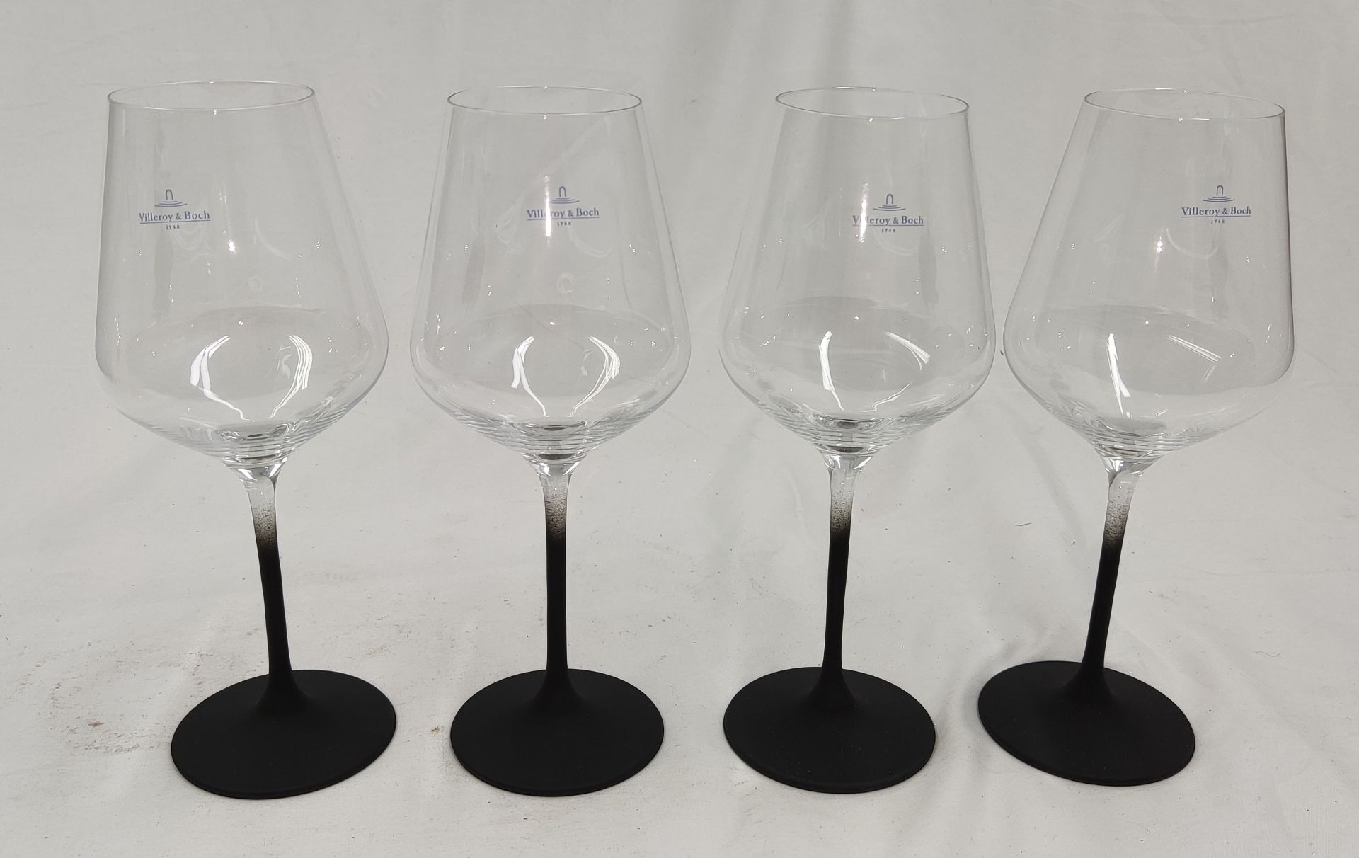 1 x VILLEROY & BOCH Manufacture Rock Red Wine Goblet Set, 4 Piece - New And Boxed - RRP £66 - Ref: - Image 3 of 12