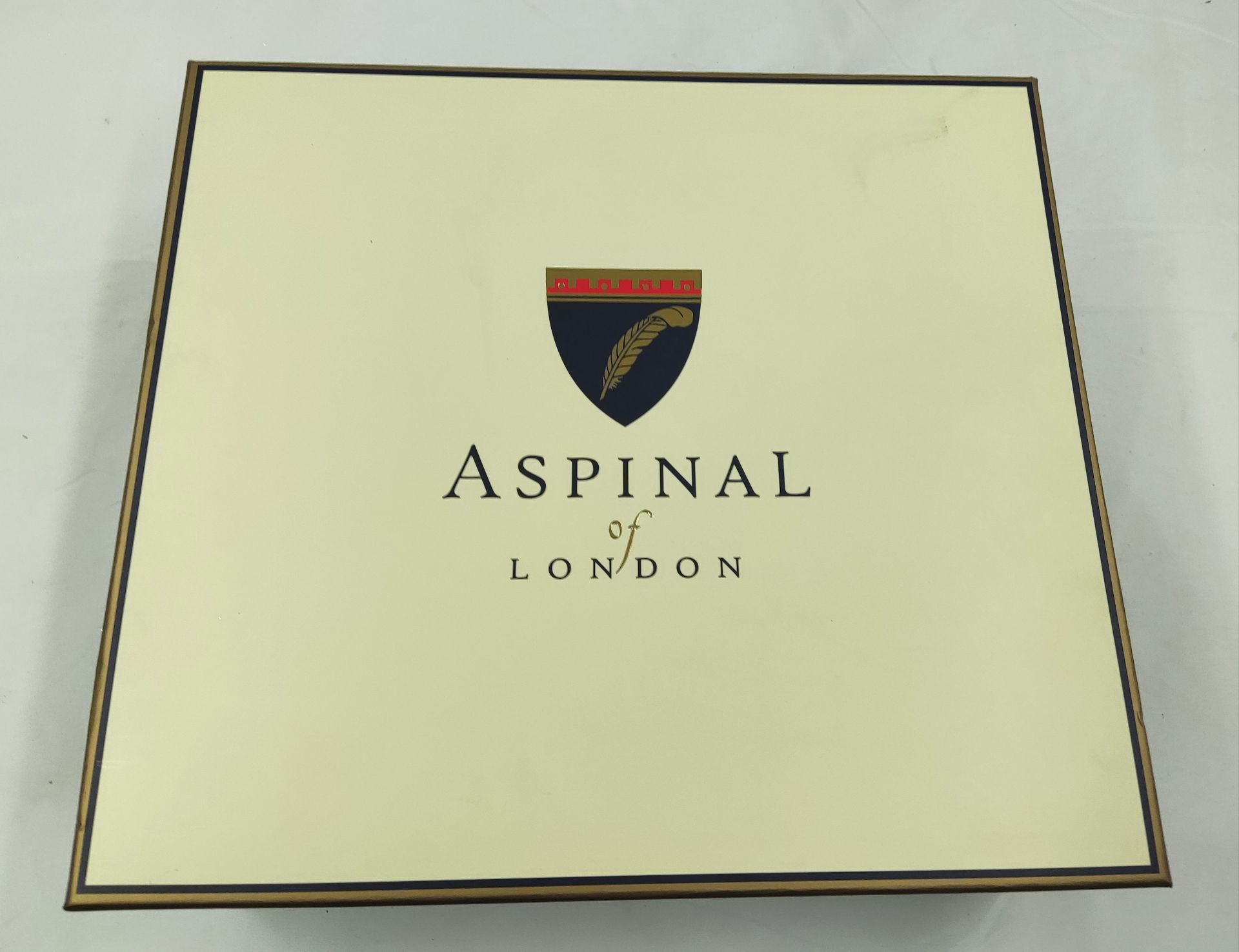 1 x ASPINAL OF LONDON Natural Chevron Raffia Resort Bag - New/Boxed - RRP £495 - Ref: 6939483/ - Image 7 of 15