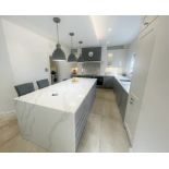 1 x SIEMATIC Bespoke Shaker-style Fitted Kitchen, Utility Room, Appliances & Modern Quartz Surfaces