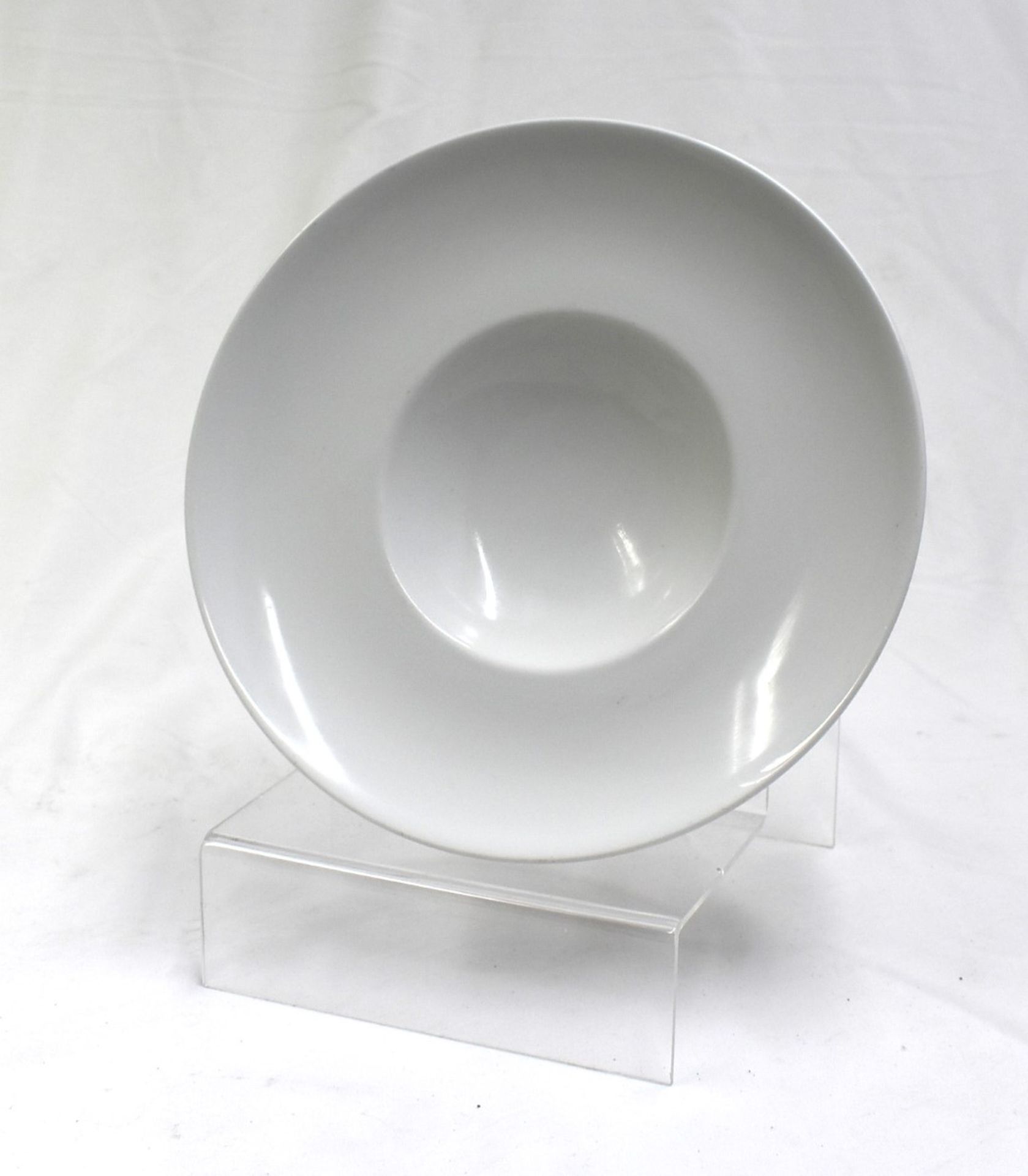 6 x Pillivuyt French Porcelain Wide Rim Dinner Bowls - 26cm Diameter - CL011 - Ref: PX279 - - Image 4 of 5
