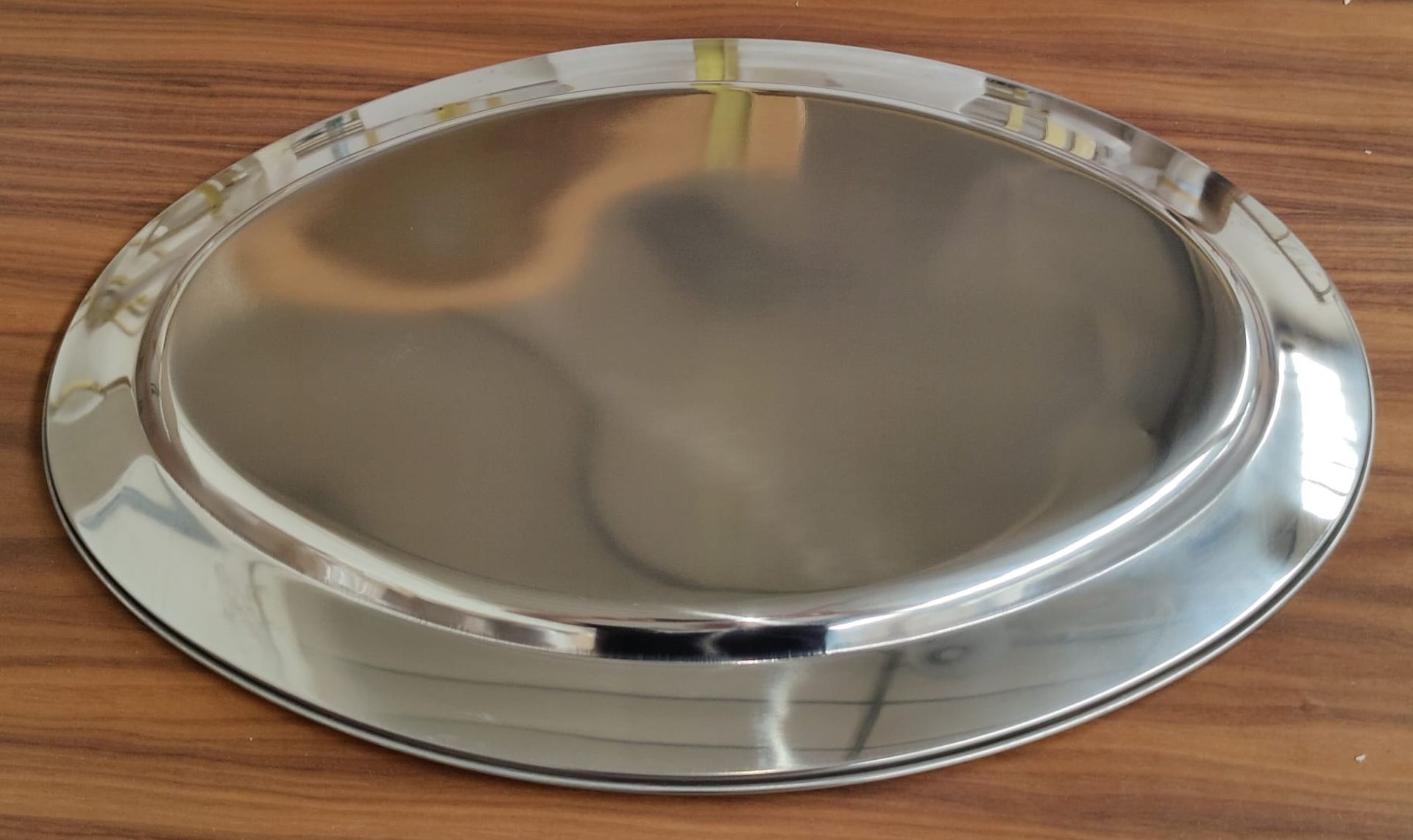 20 x Stainless Steel Oval Service Trays - Size: 450mm x 310mm - Brand New Boxed Stock - RRP £200 - Image 5 of 8