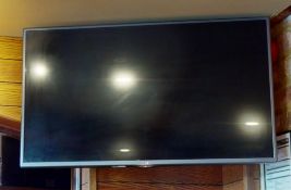 1 x LG 27 Inch Flat Screen Television