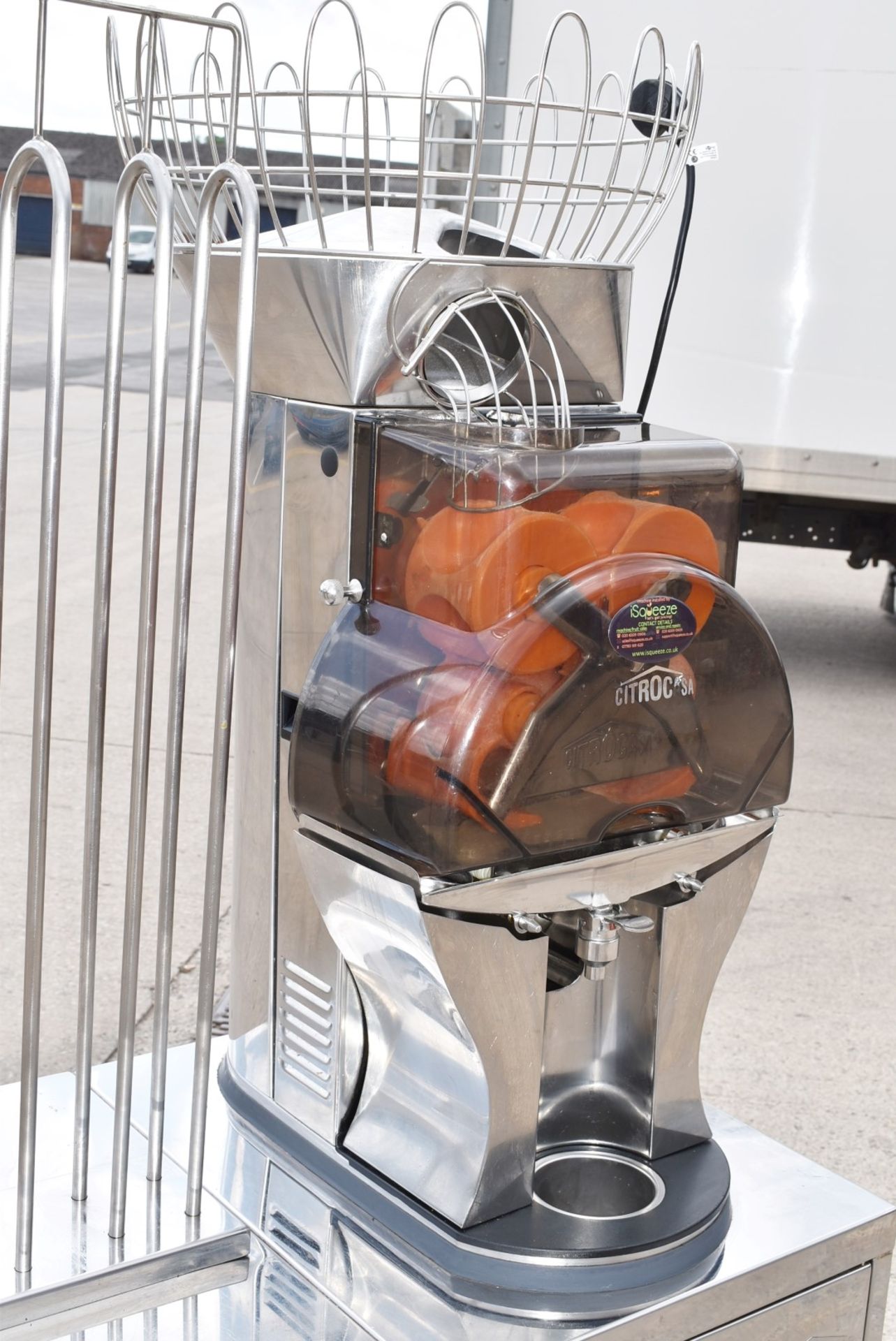 1 x Citrocasa Commercial Orange Juicer - Model Fantastic ATS - Auto Fruit Feeding Juicer RRP £7,900 - Image 23 of 25