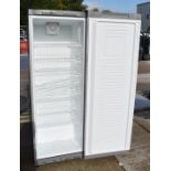 1 x Elstar Upright Commercial Refridgerator With Silver Finish - Model ARR350S